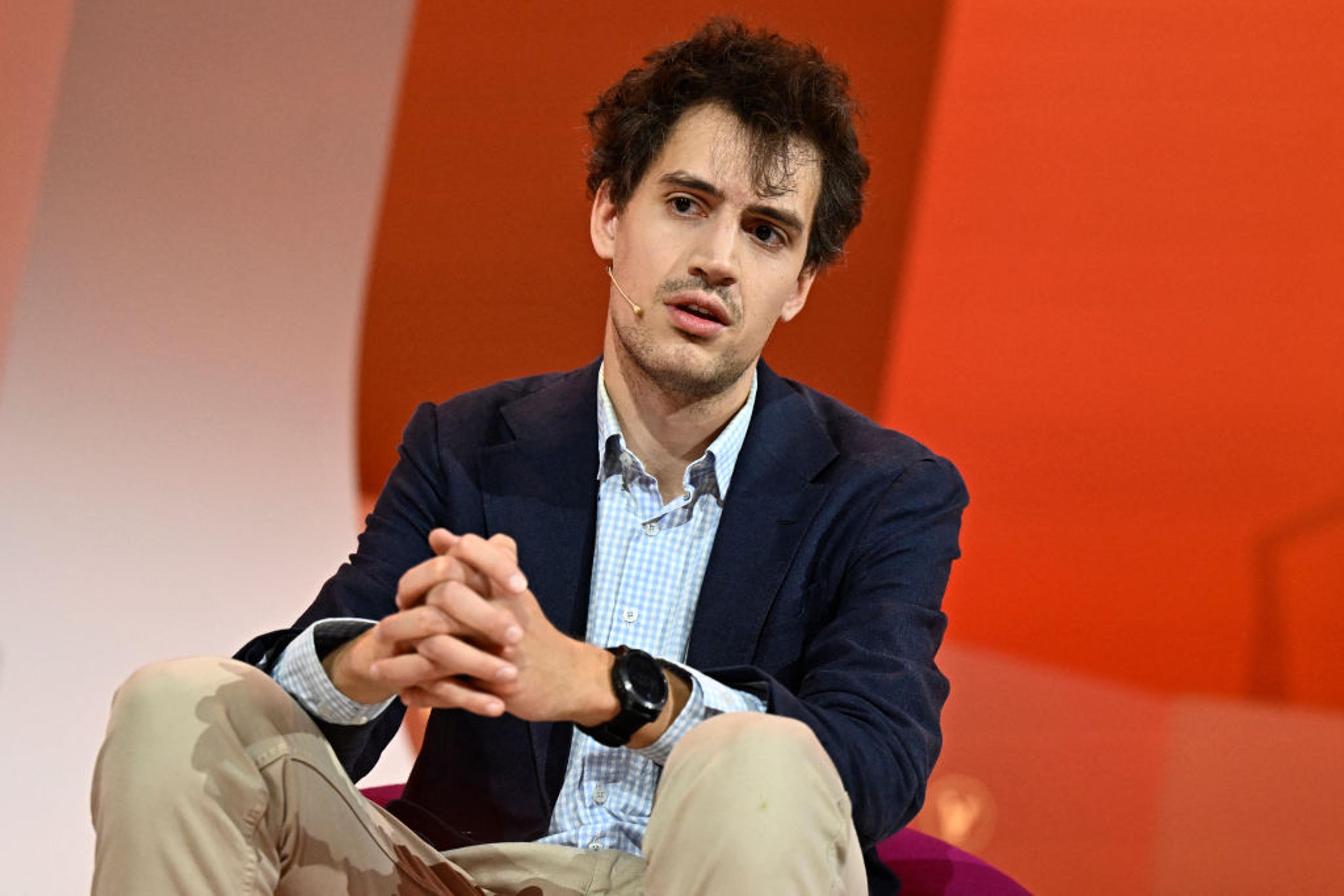 Arthur Mensch, Mistral AI