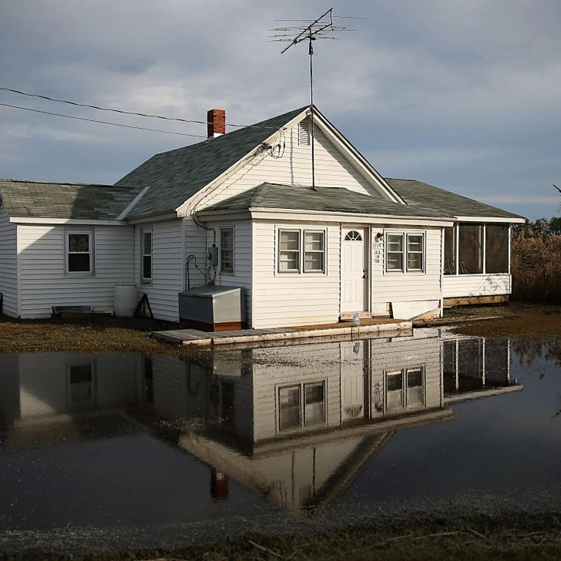 Rising Sea Levels Threatens Coast Of Maryland's Hoopers Island