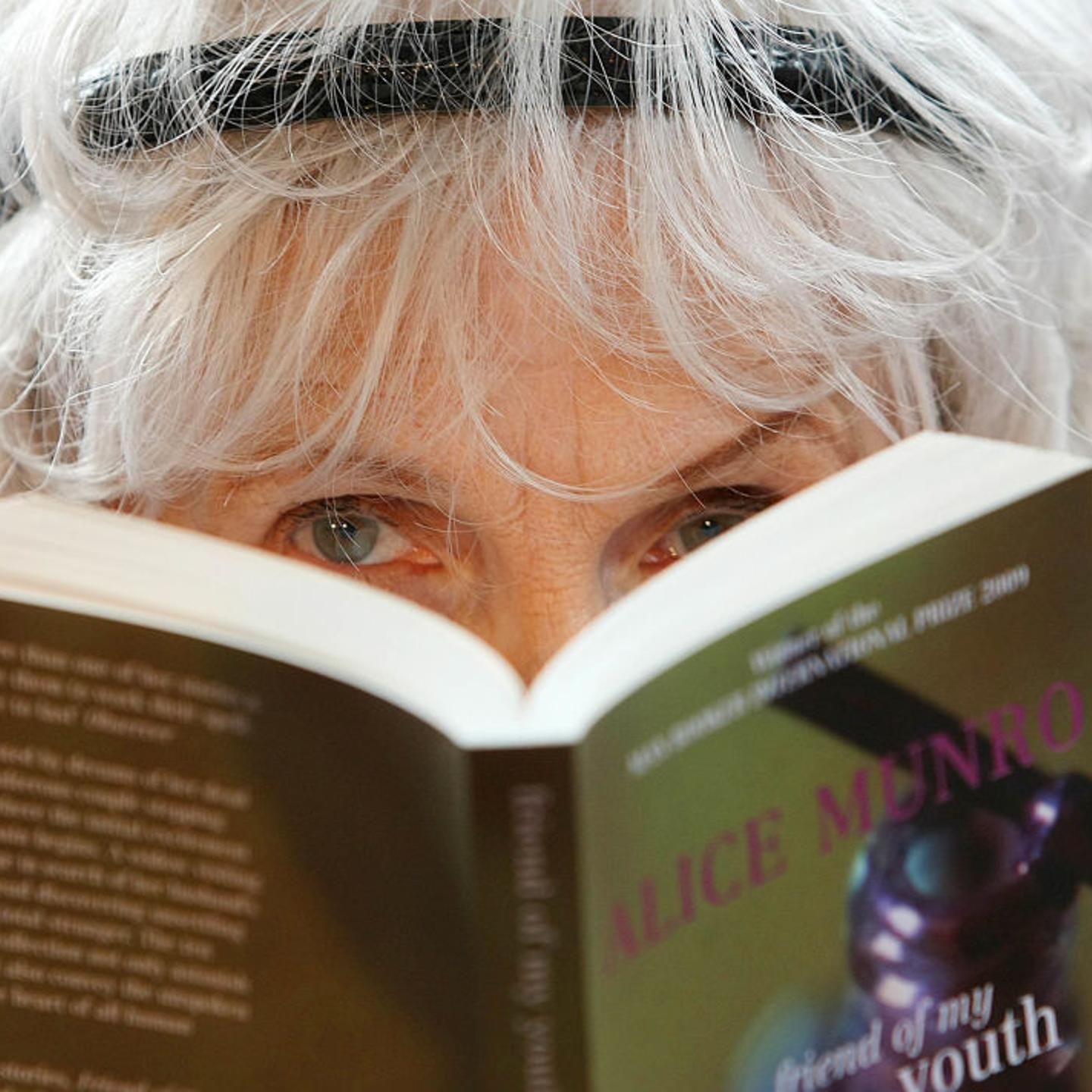 Canadian Author Alice Munro attends a press conference at Trinity College, Dublin, in 2009.