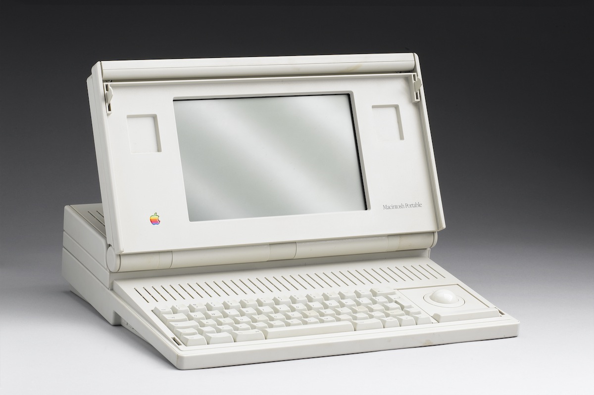 Apple Laptop Macintosh Portable Computer Debut 1989