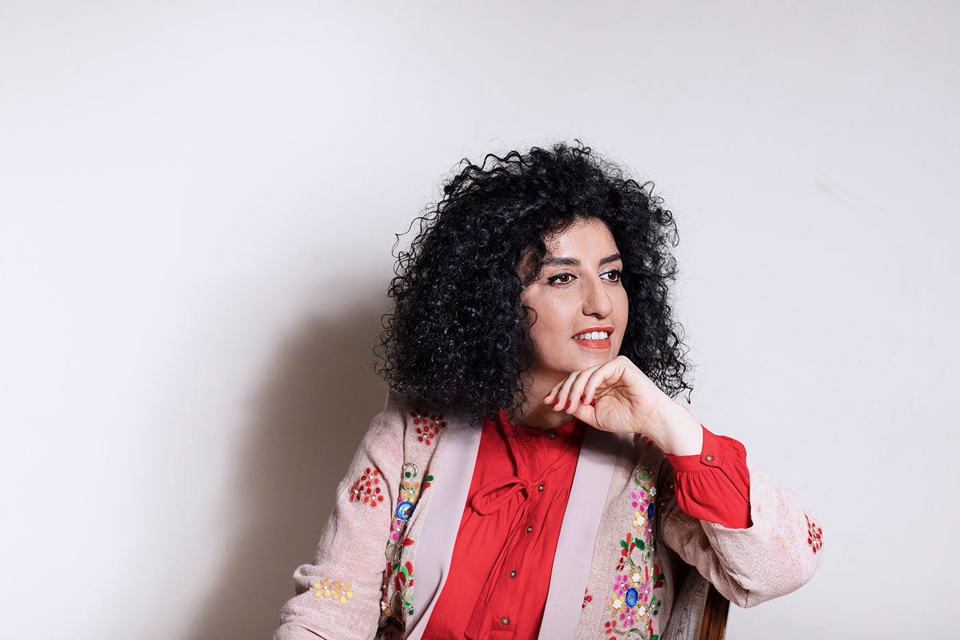 portrait of narges mohammadi