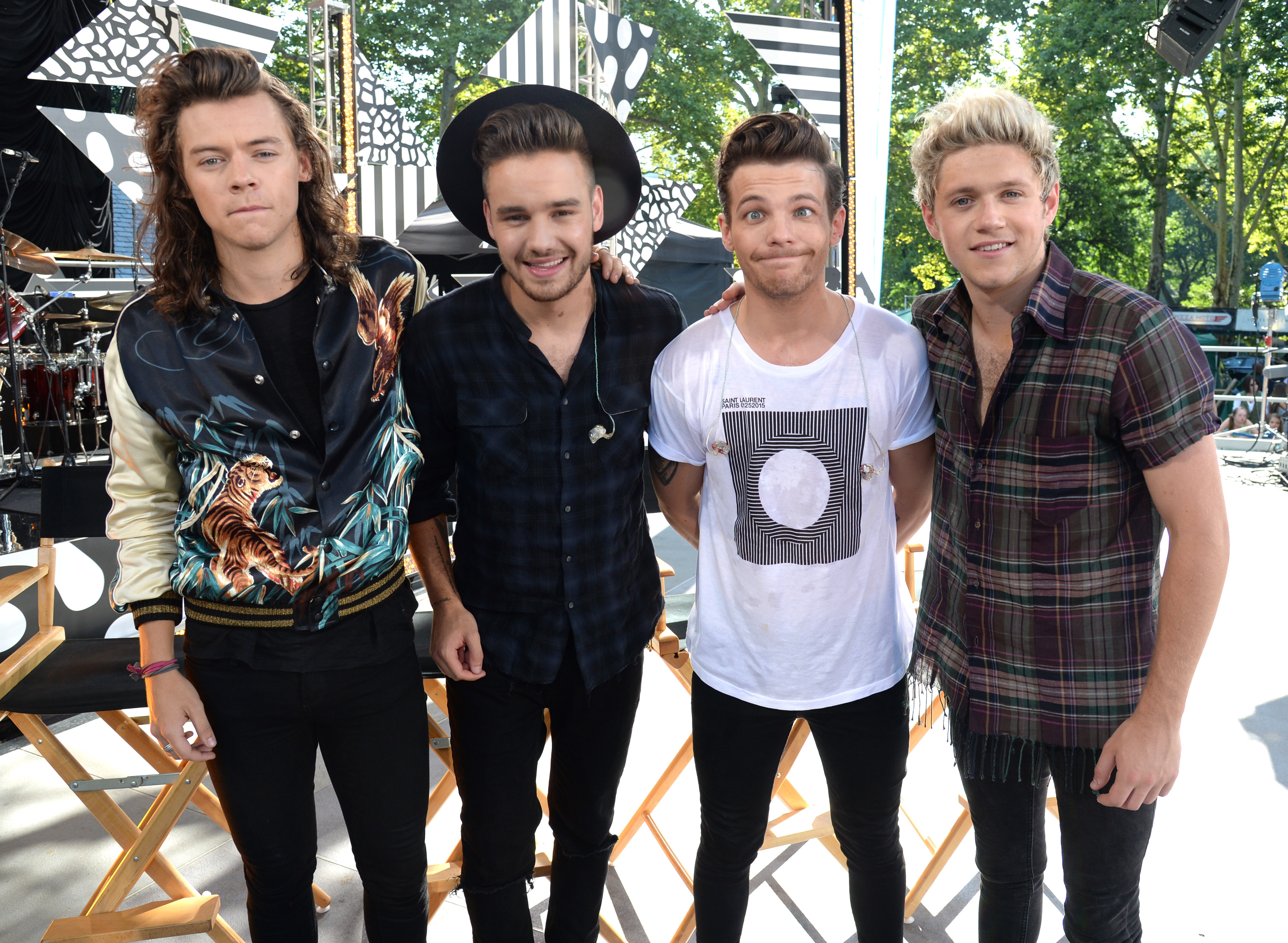 One Direction Sets 6 New Guinness World Records