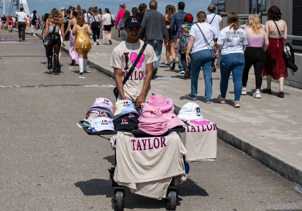 Taylor Swift Fans Take Over Nashville As Pop Star's Tour Comes To Town