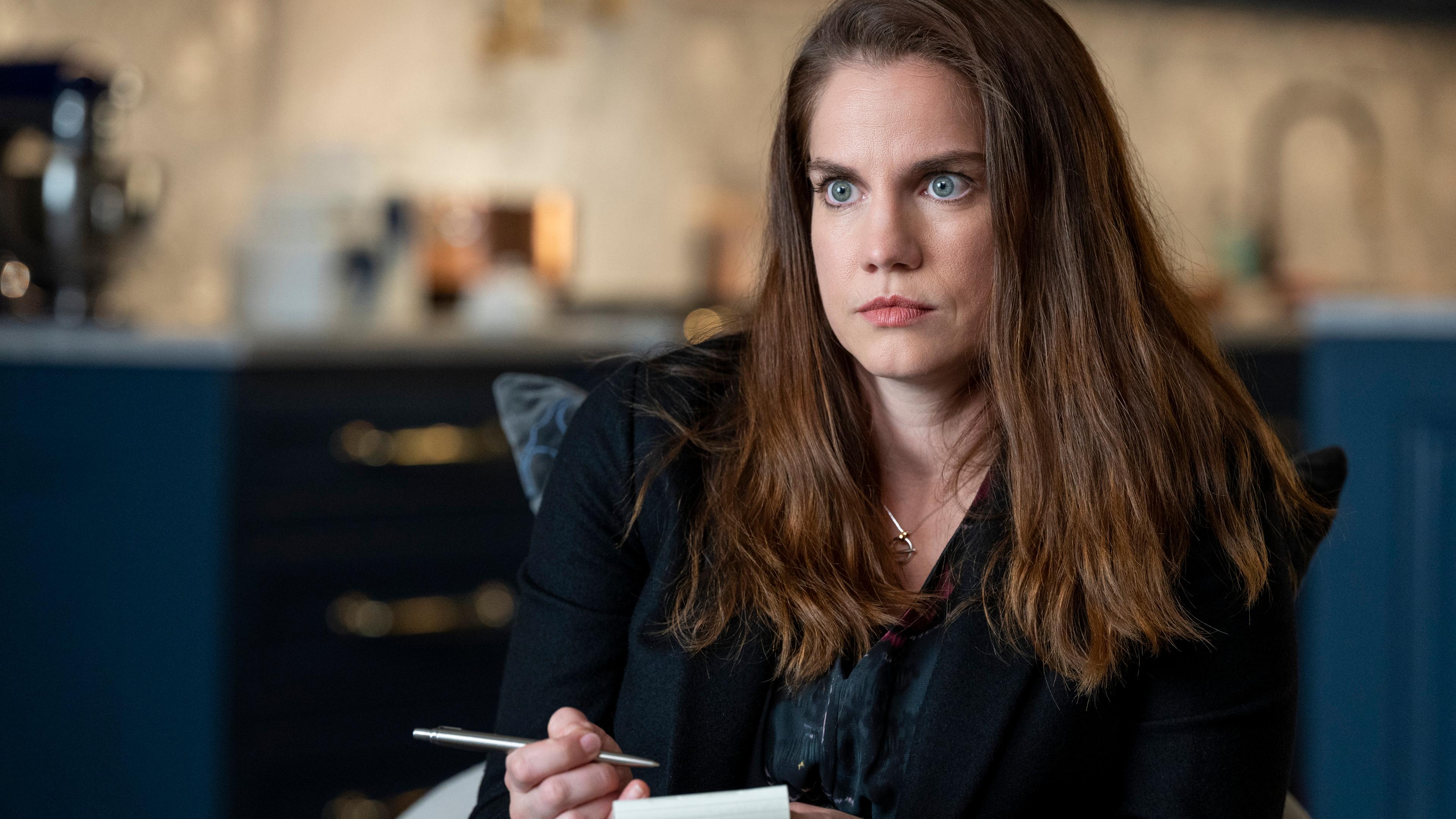 The True Story Behind Netflix's Inventing Anna