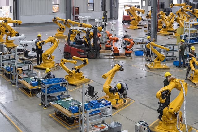 Trump’s Tariffs Could Boost AI, Not U.S. Jobs