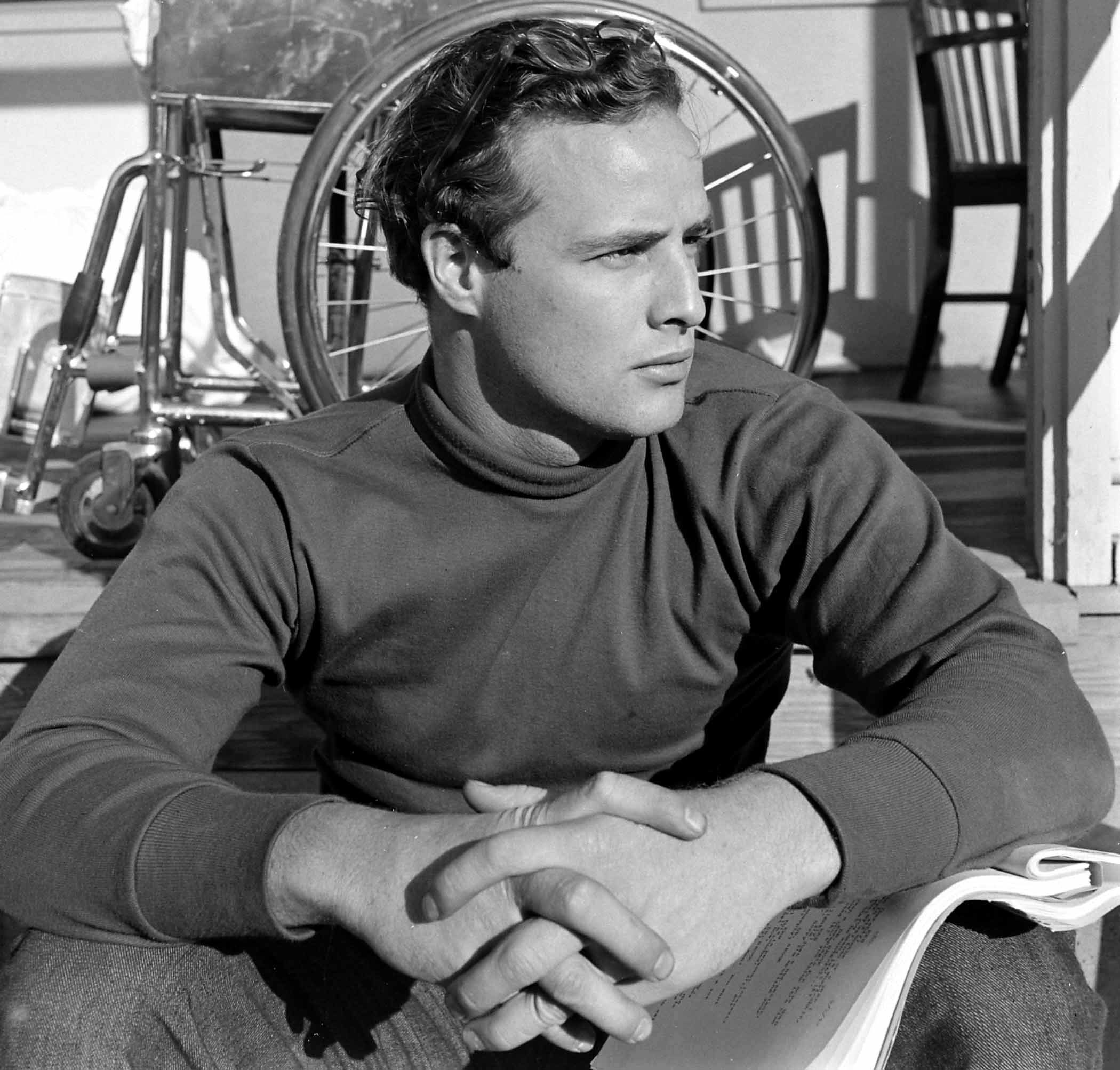 マーロン・ブランド 洋書 写真集 BRANDO MOVIE ICONS 141111-marlon-brando-10.jpg?