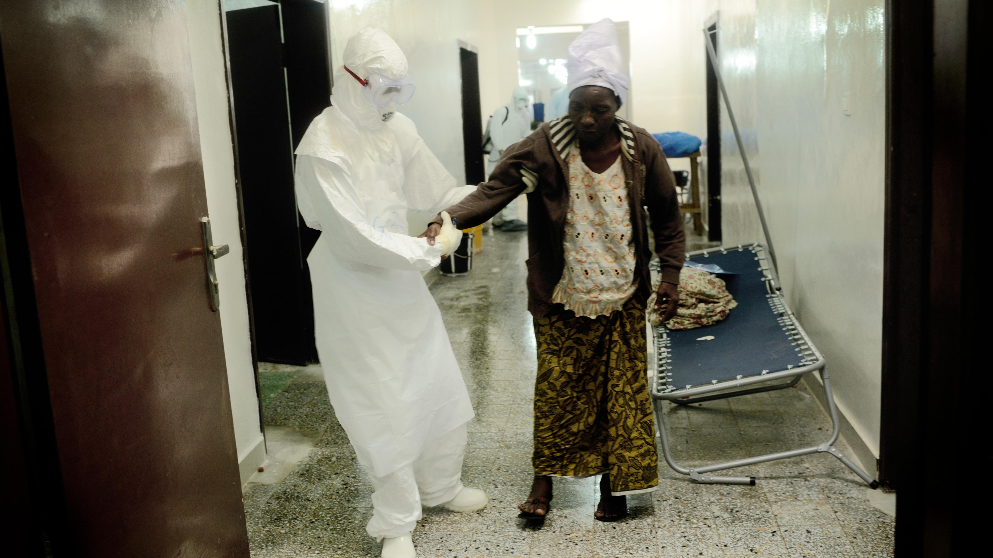 Ebola: Doctors Stumped After Survivor's Eye Changed Colors