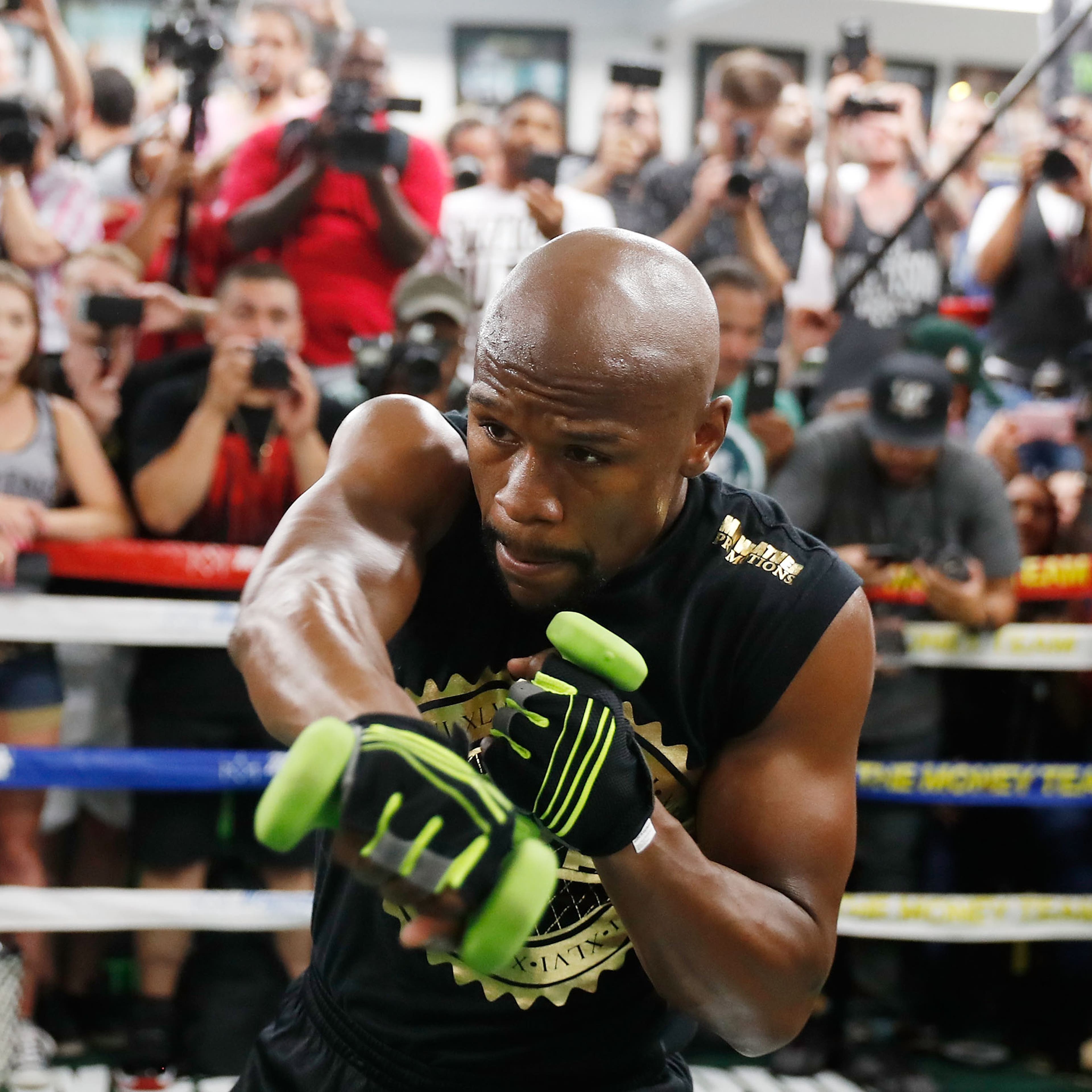 Floyd Mayweather Jr. Media Workout