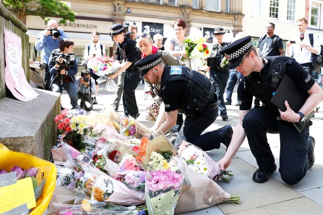 Ariana Grande Concert: 22 Dead in Manchester Explosion