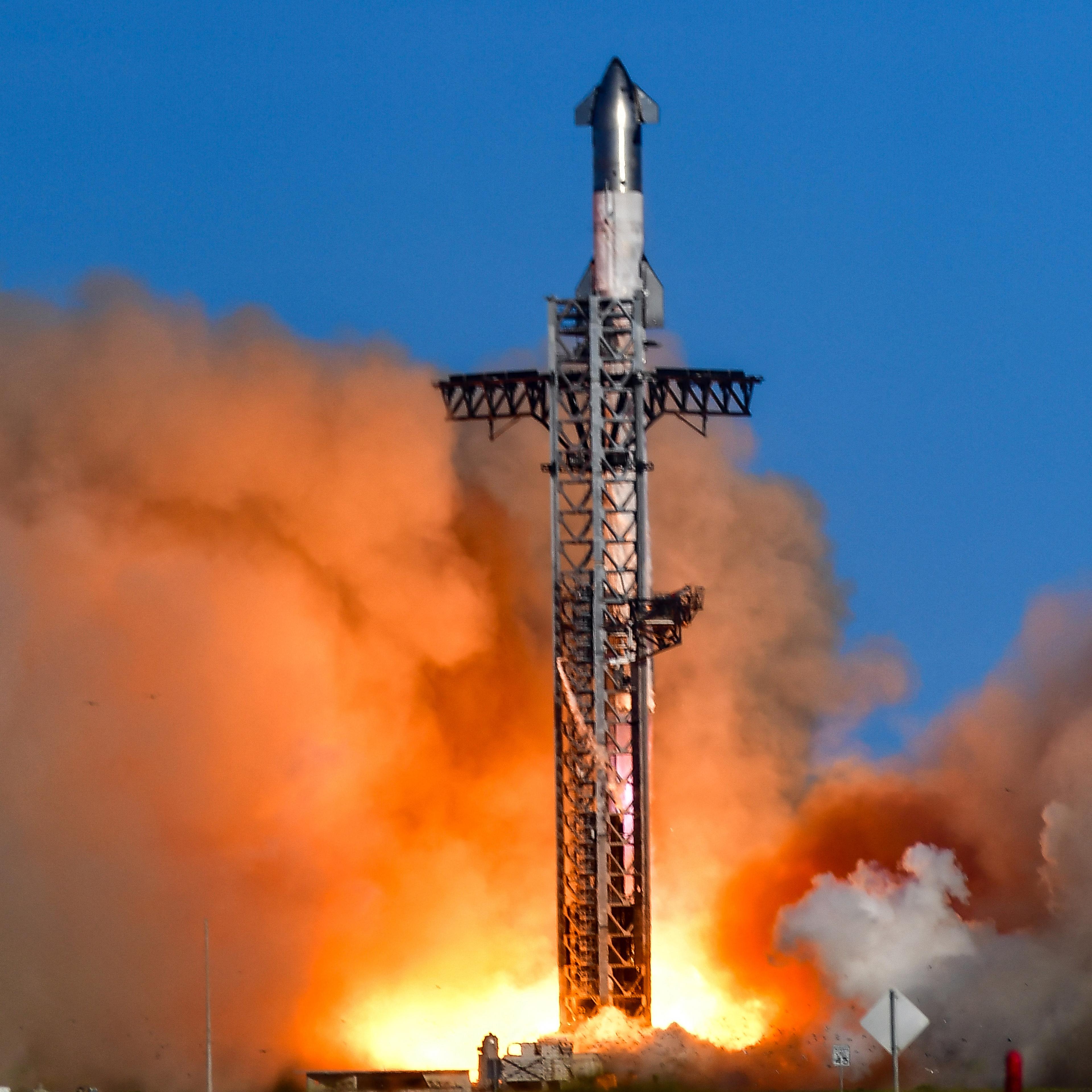 TOPSHOT-US-SPACE-AEROSPACE-SPACEX-STARSHIP