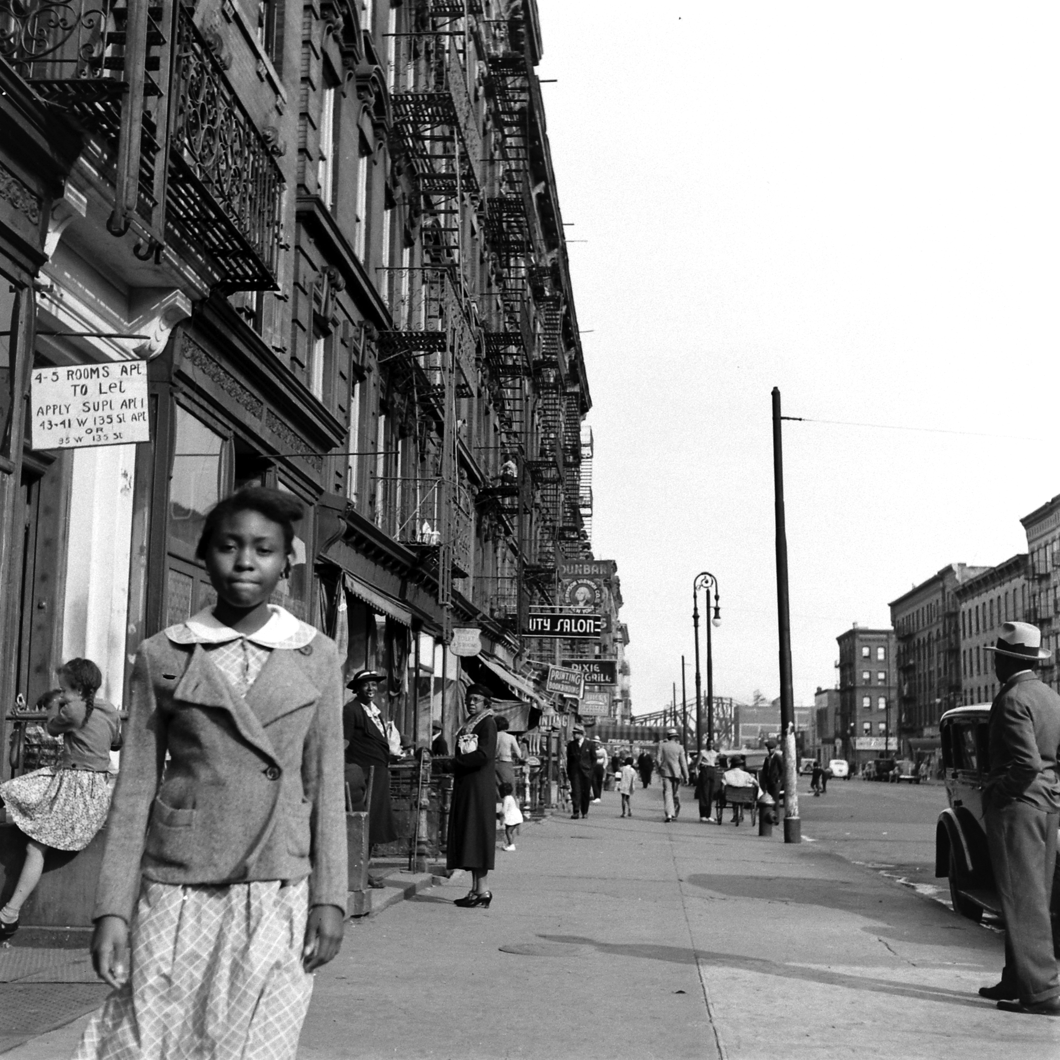Harlem Street Life: Photos From the 1930s