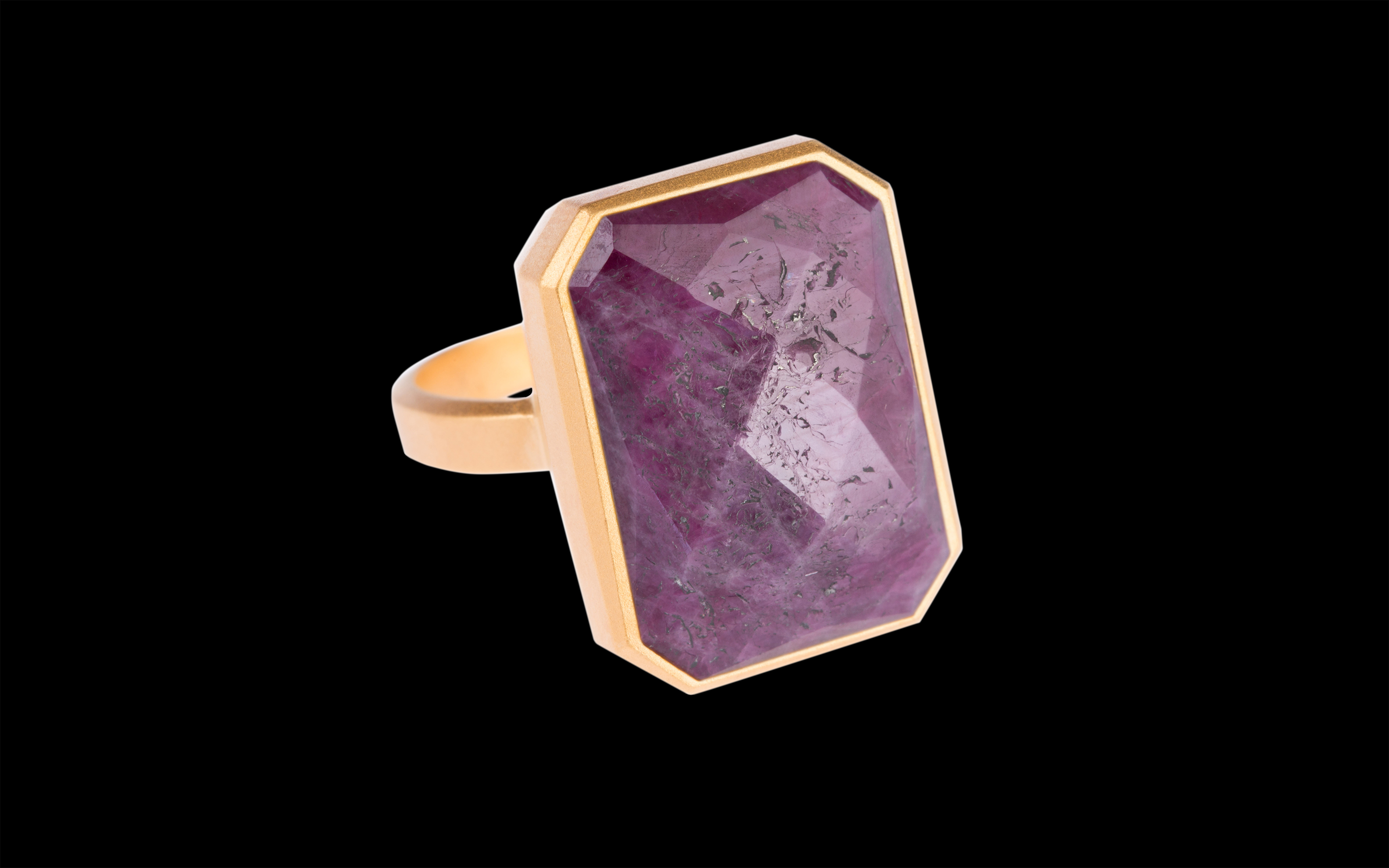 The Ring that Alerts You in Style