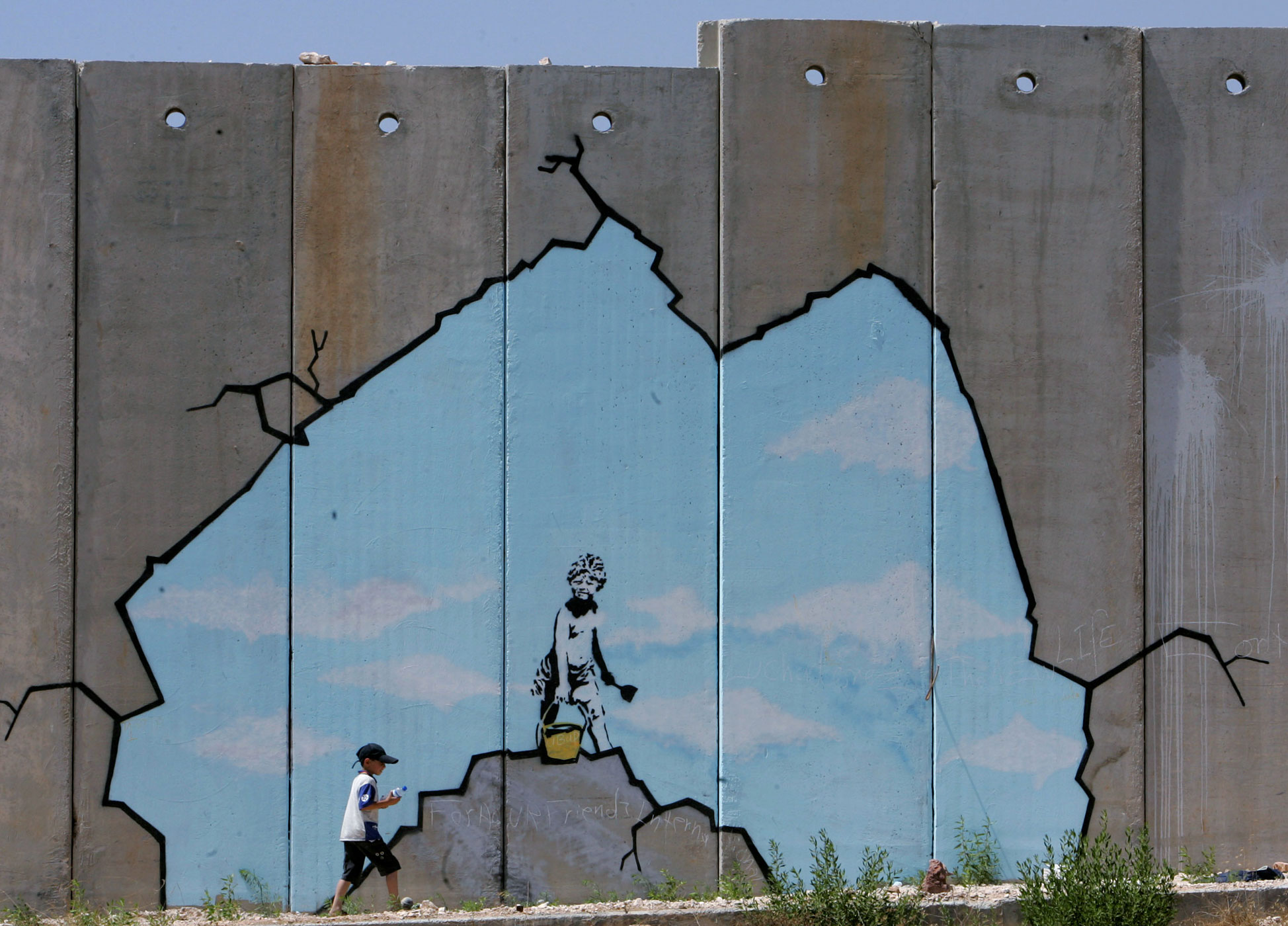 Massive Attack Member Named as Guerilla Artist Banksy