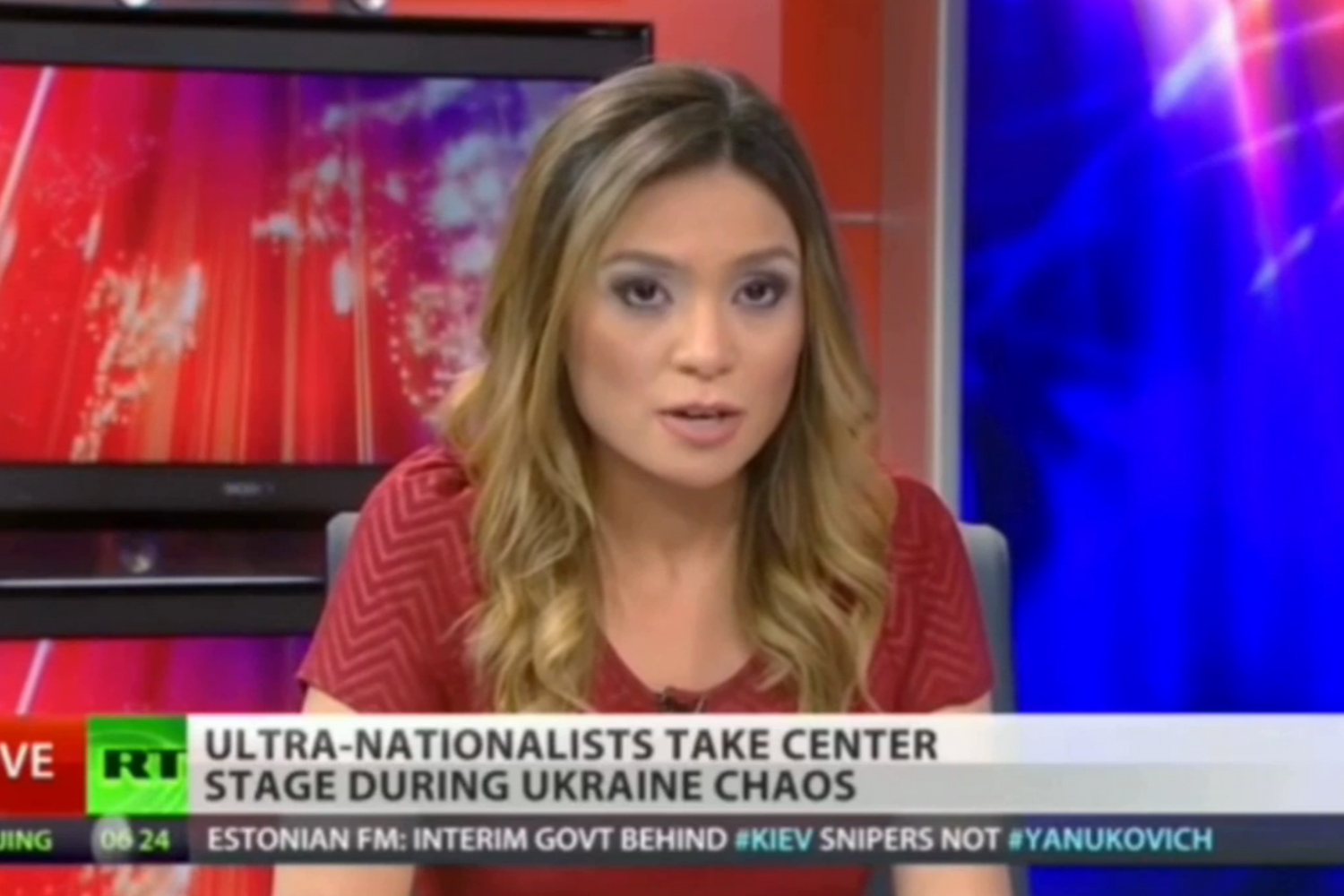 Ukraine: RT News Anchor Resigns on Air in Protest