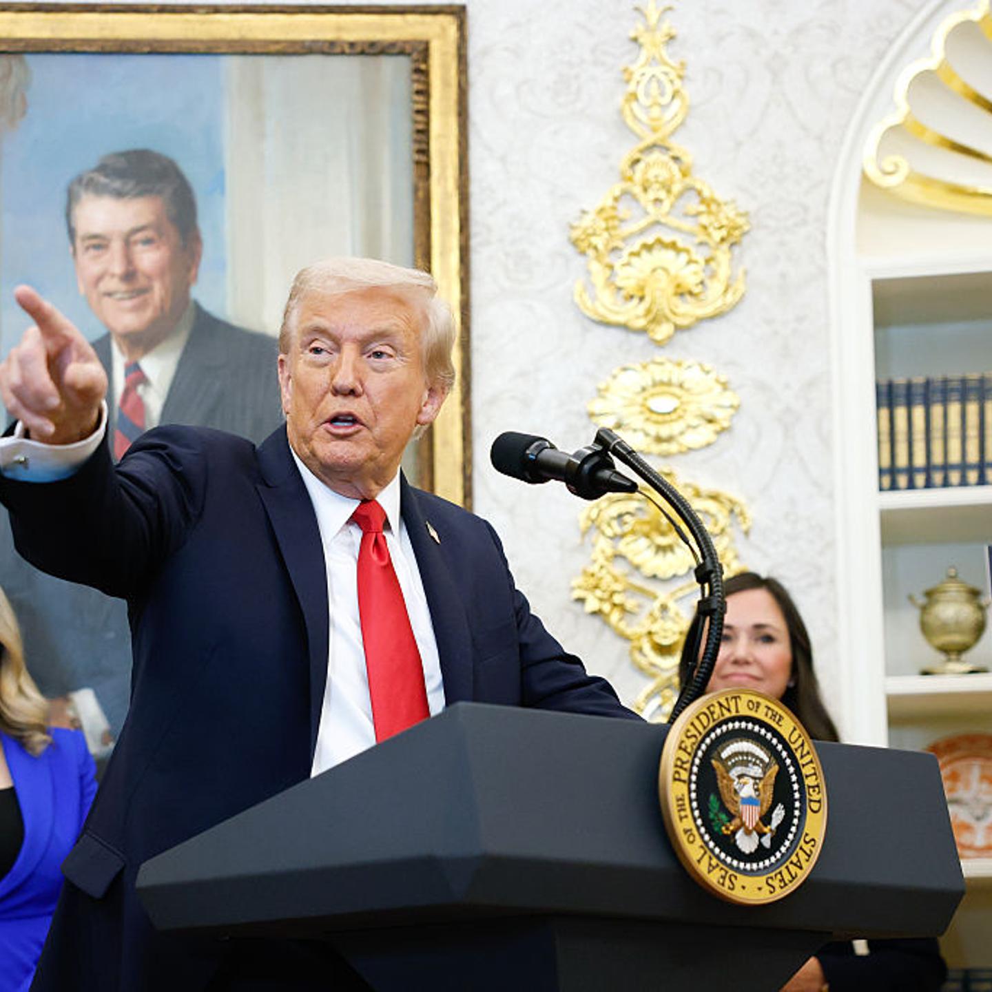 Trump Makes Announcement From White House's Oval Office