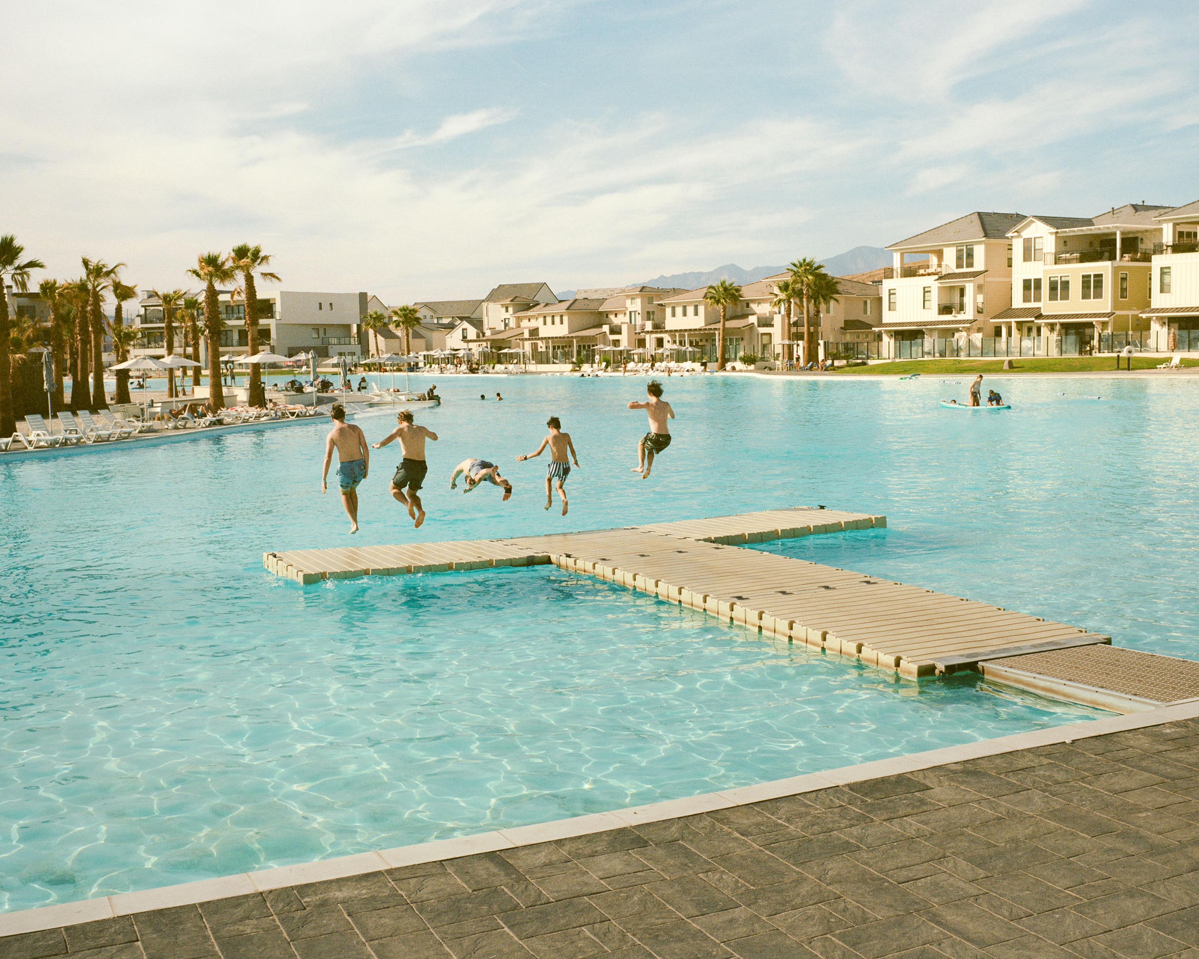 A 2.4 acre, four-million-gallon private swimming pool with a half-mile shoreline, sits at the heart of a new master planned community in Washington County–one of approximxately 2,500 pools in the county. Fed by the developer’s groundwater wells, it is one of the ten largest freshwater pools in the world.