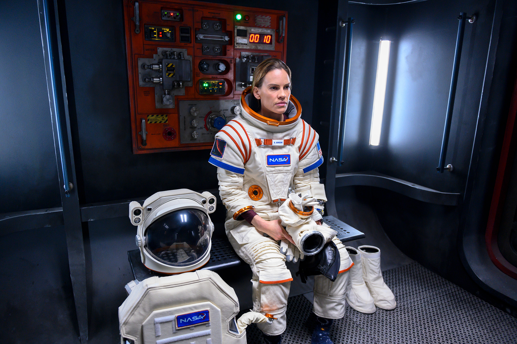 Netflix's Away Review: Can Astronauts Have It All?