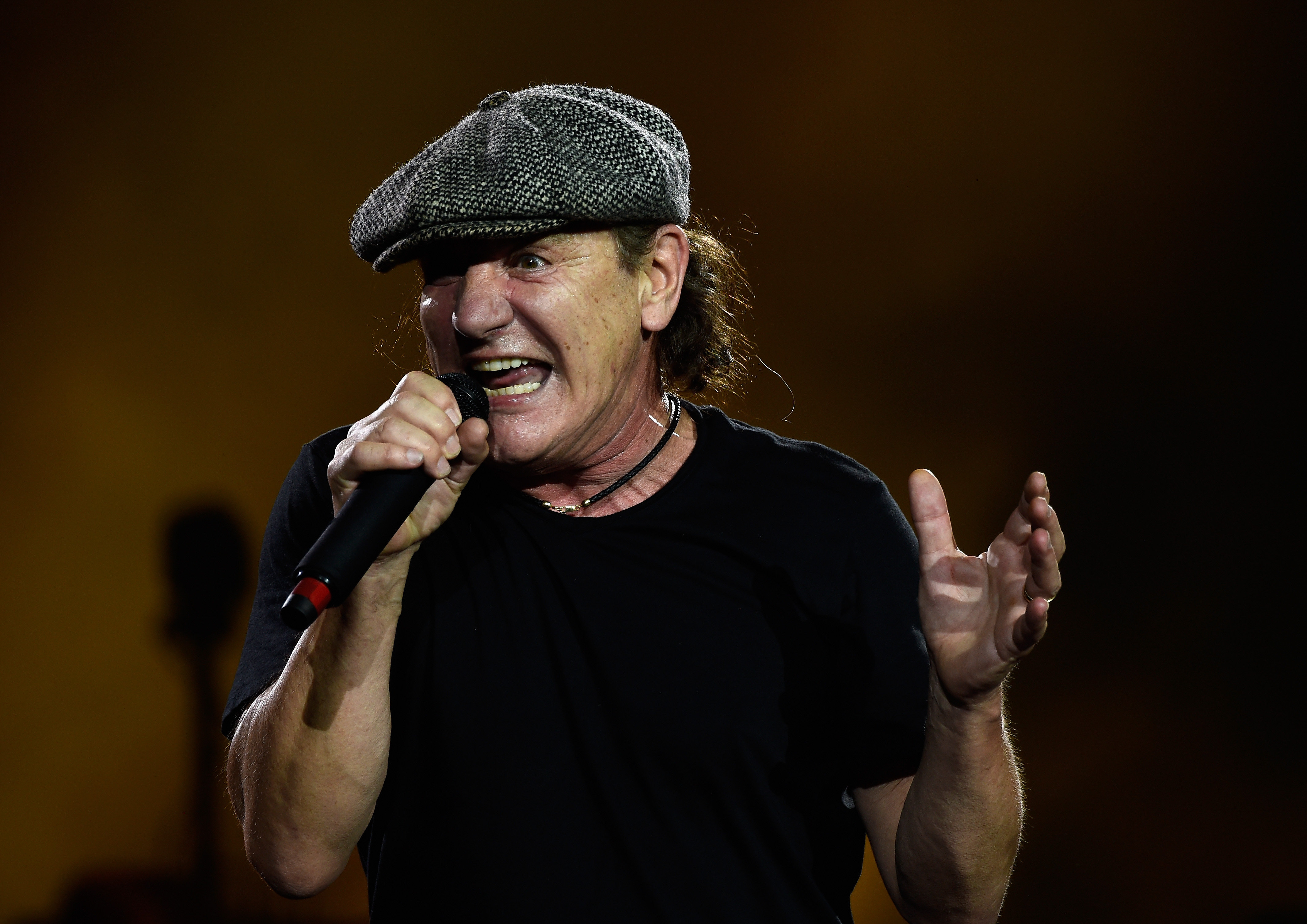 AC/DC Delays Shows as Singer Risks Hearing Loss