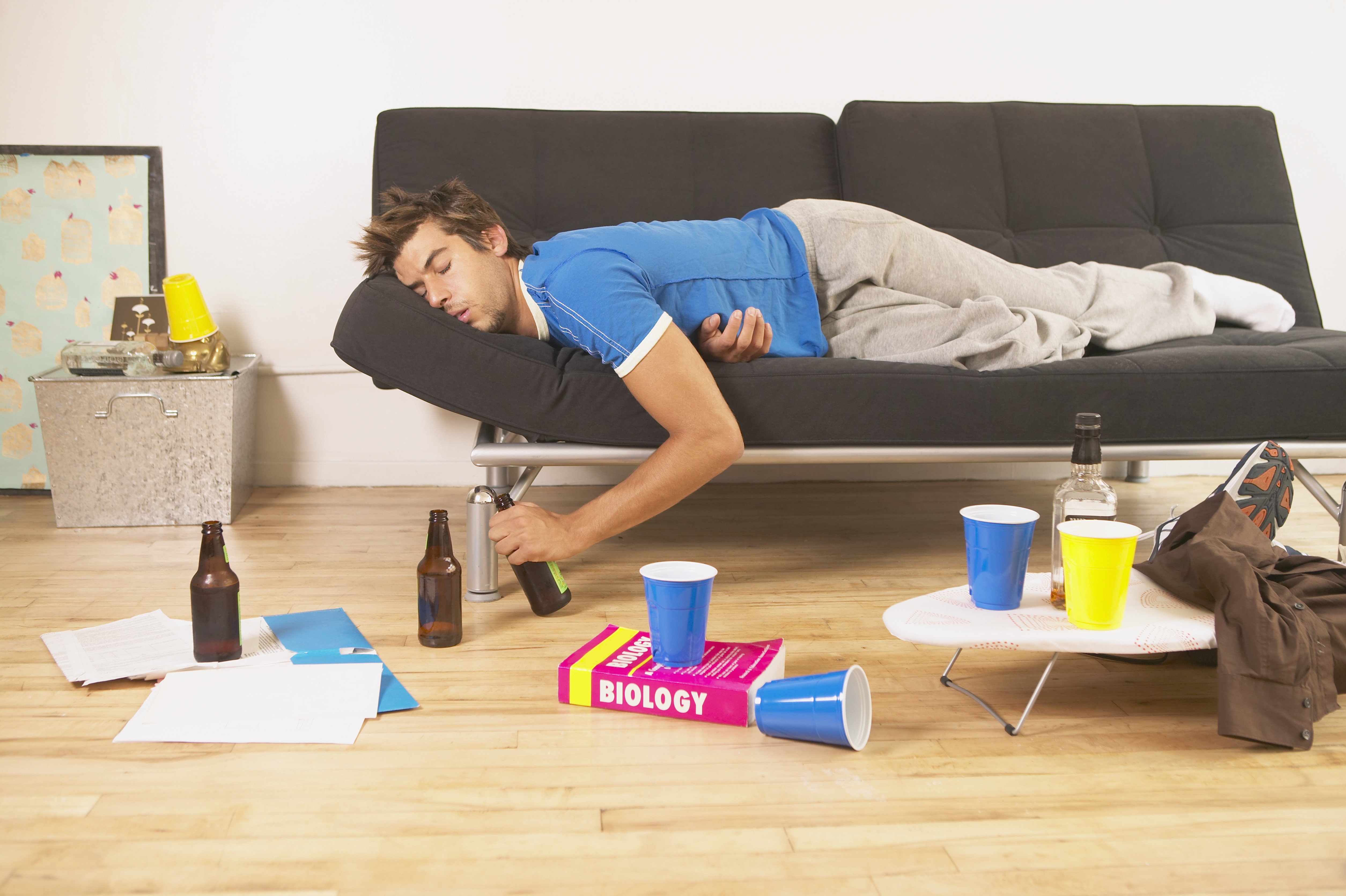 do cigarettes make hangovers worse Want to Cure a Hangover? Don't Pick Up a Cigarette