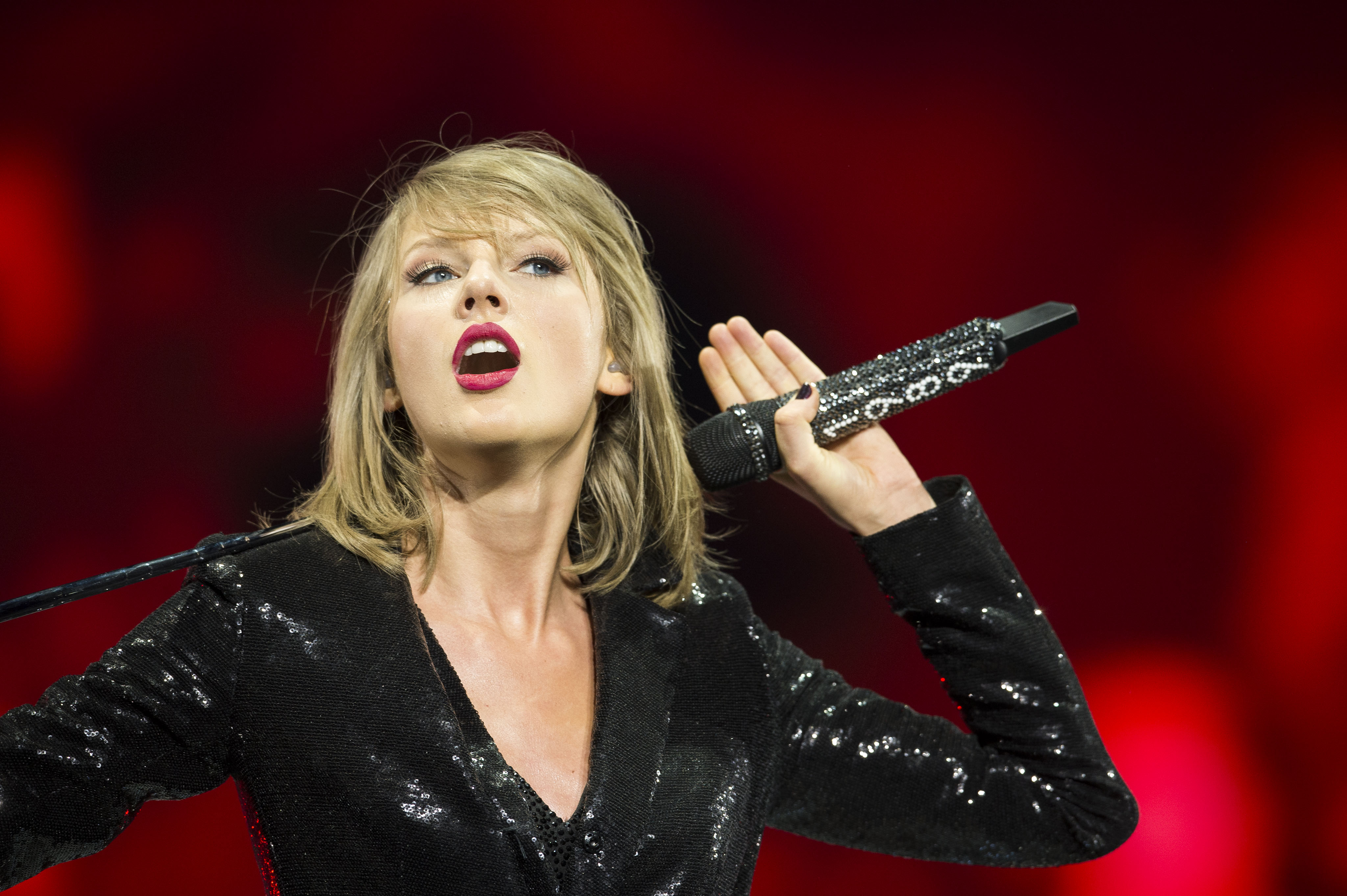 Taylor Swift Reputation Album: How to Listen