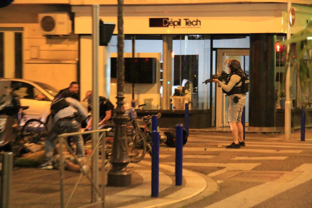 French police after an attack that killed 77 and wounded many more along the Promenade des Anglais, Nice France, July 14, 2016. 
