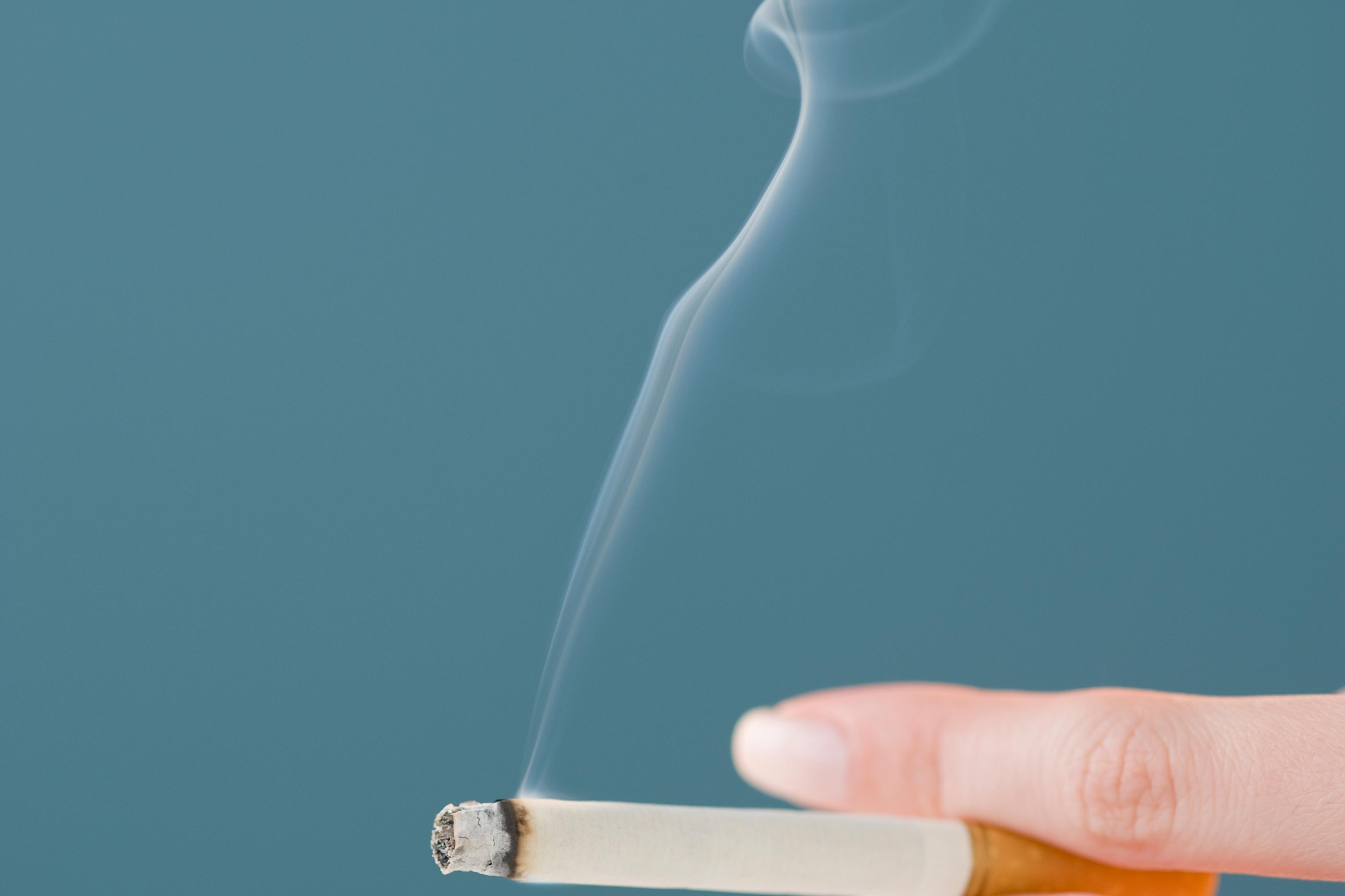 can you get hpv from sharing cigarettes HPV: Smoking and Drinking Raise Your Risk for Oral HPV can you get hpv from sharing cigarettes HPV: Smoking and Drinking Raise Your Risk for Oral HPV