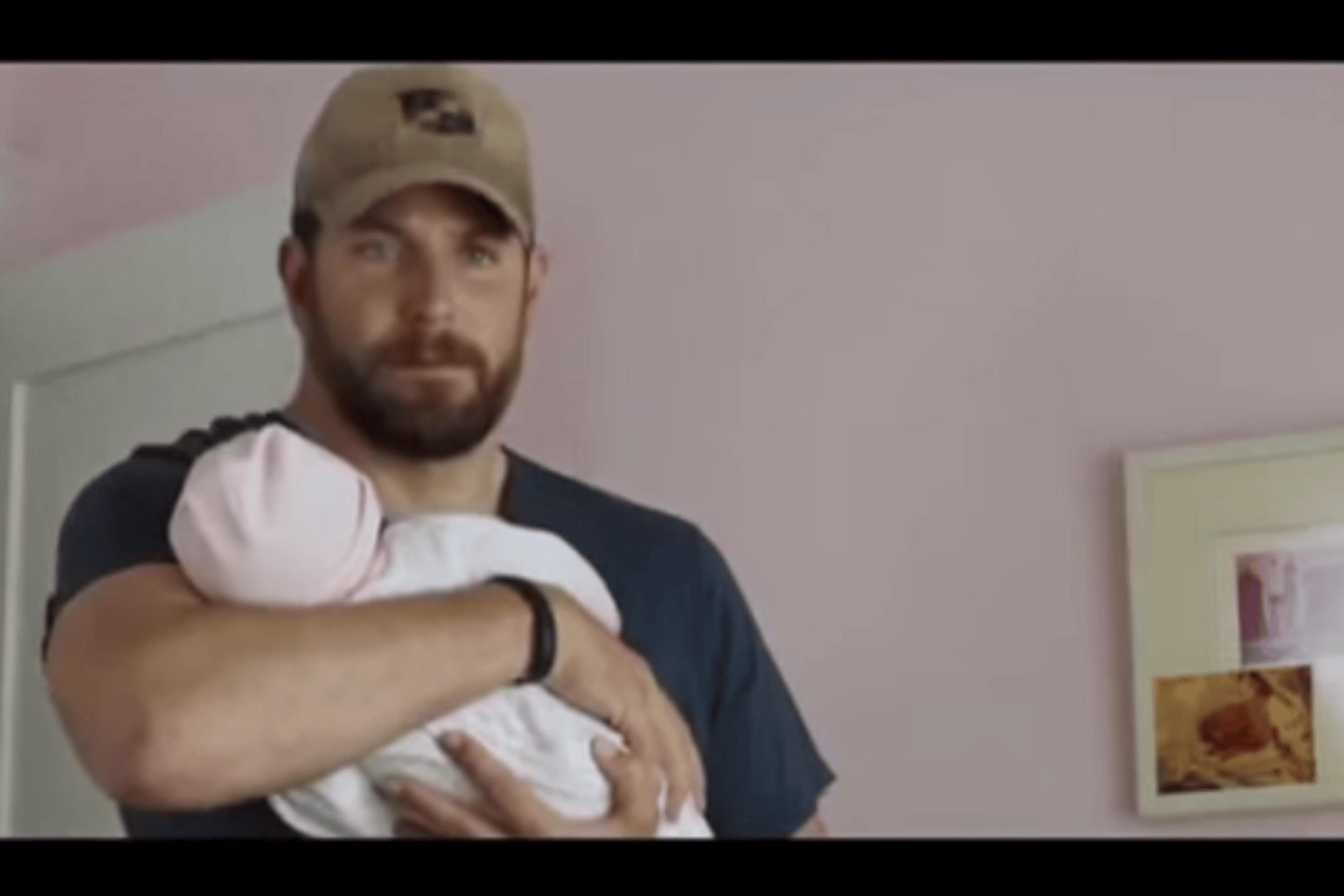 American Sniper: Bradley Cooper, Sienna Miller Hold Fake Baby American Sniper: Bradley Cooper, Sienna Miller Hold Fake Baby