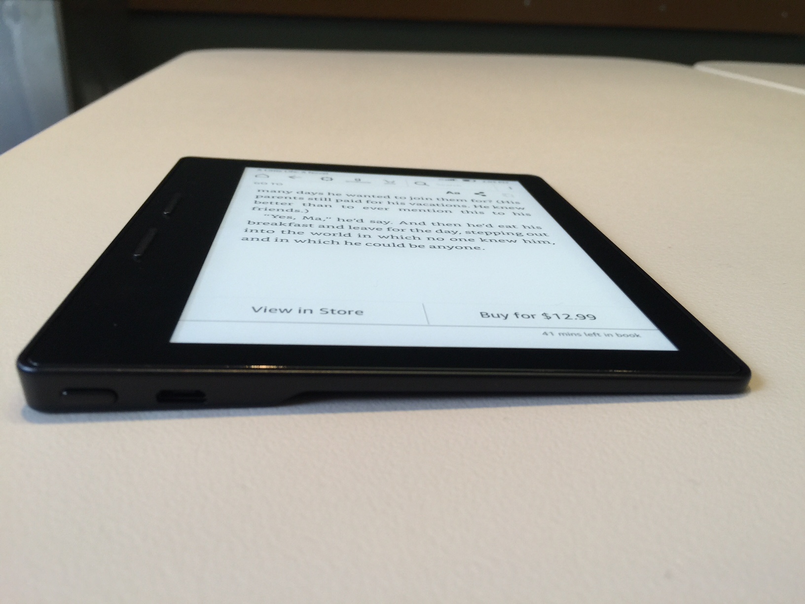 【Amazon Kindle Oasis】 amazonkindleoasisside.jpg?