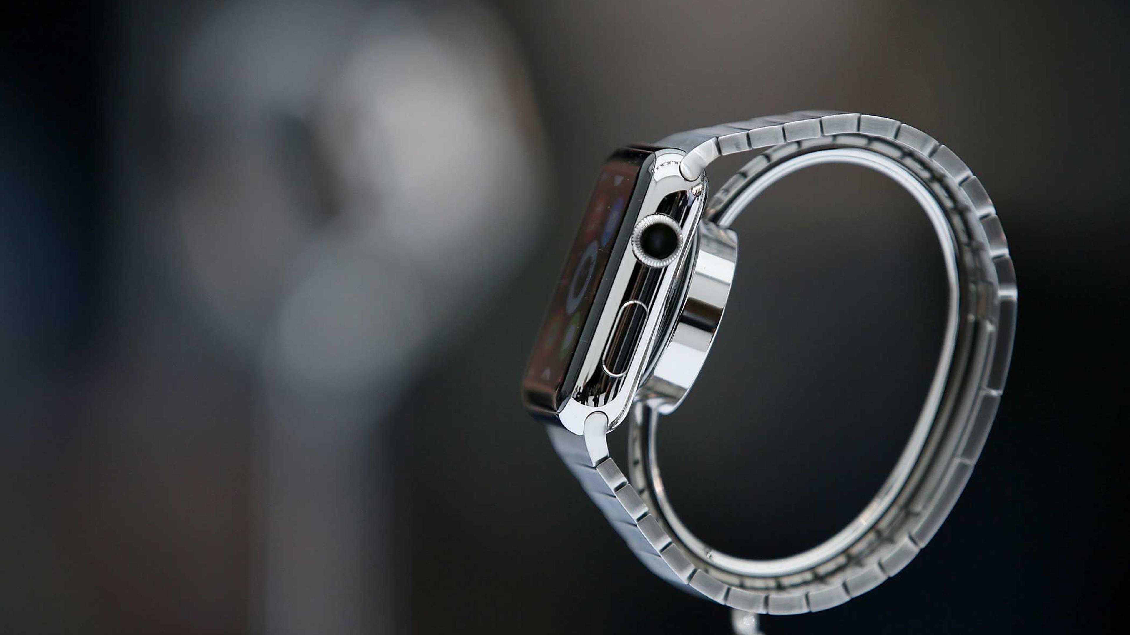 Apple Unveils iPhone 6