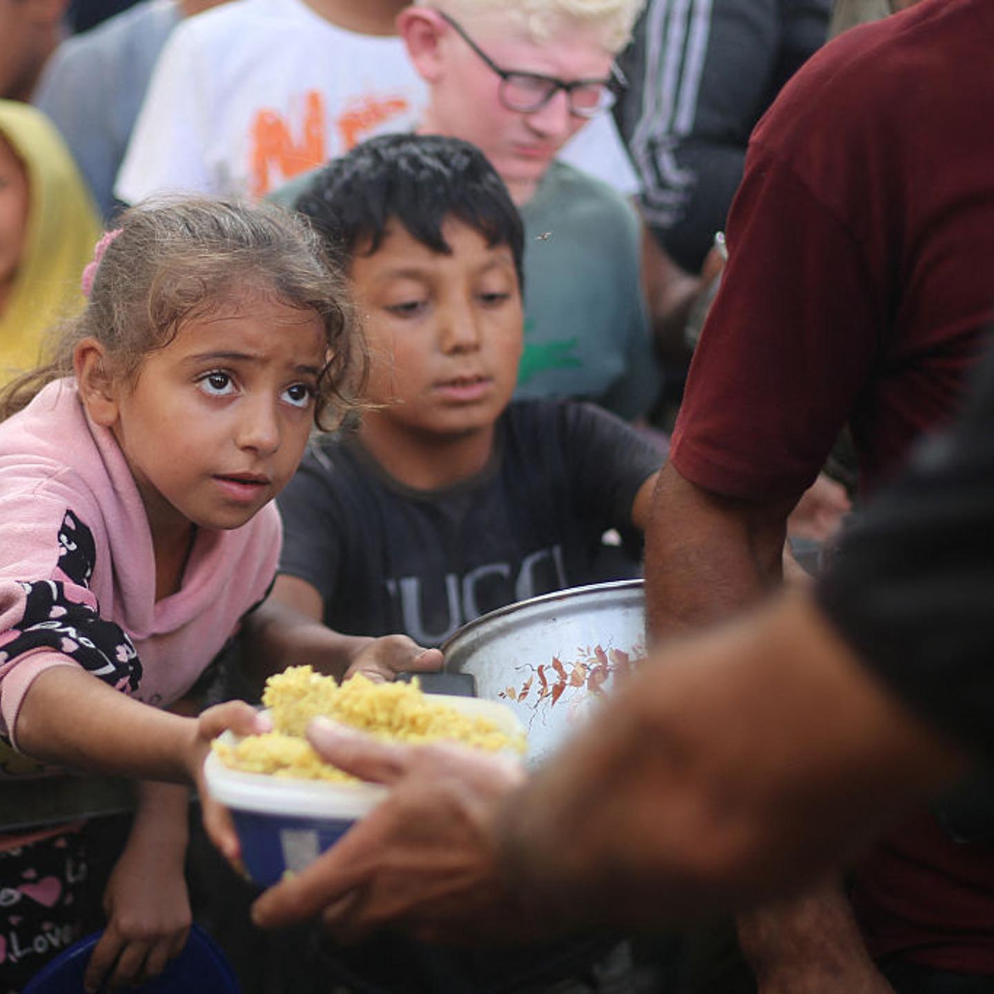 PALESTINIAN-ISRAEL-GAZA-CONFLICT-FOOD-AID