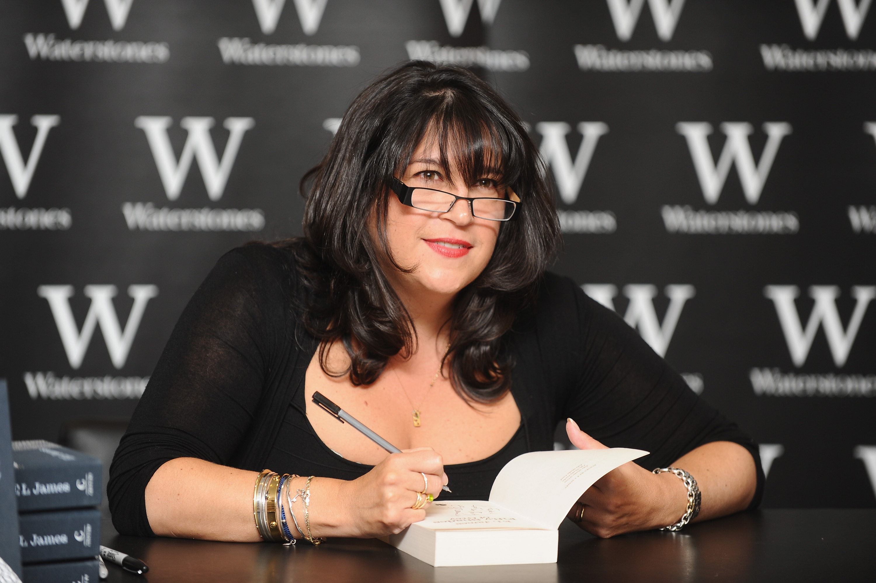 E L James - Book Signing
