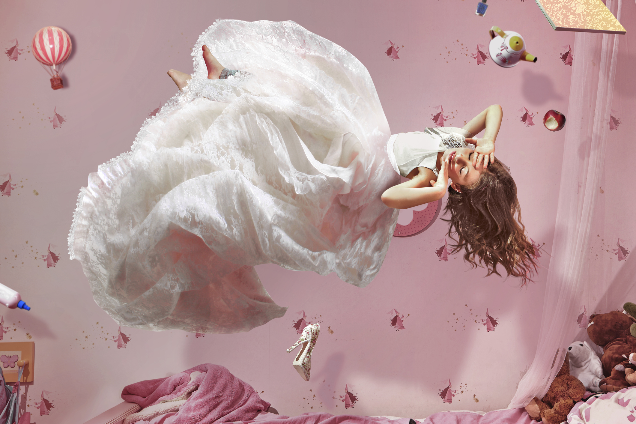 The False Escapism of Soft Girls and Tradwives