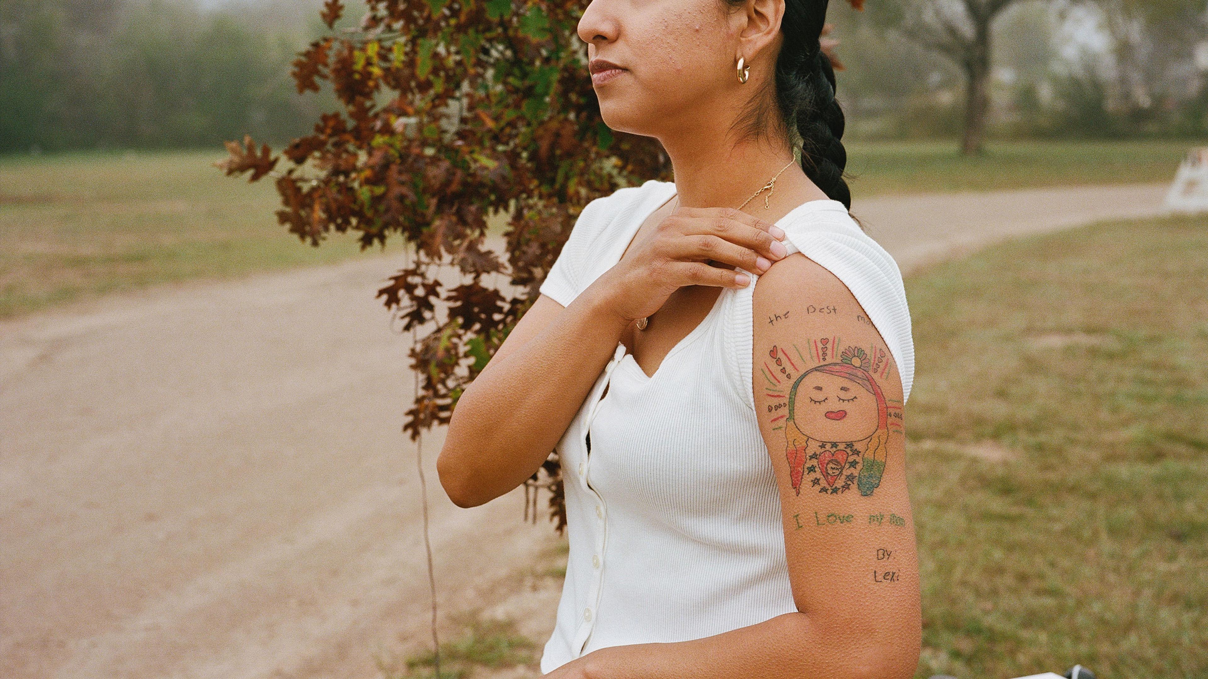 A Mother Whose Daughter Was Murdered in Uvalde Navigates a New Reality During the Holidays