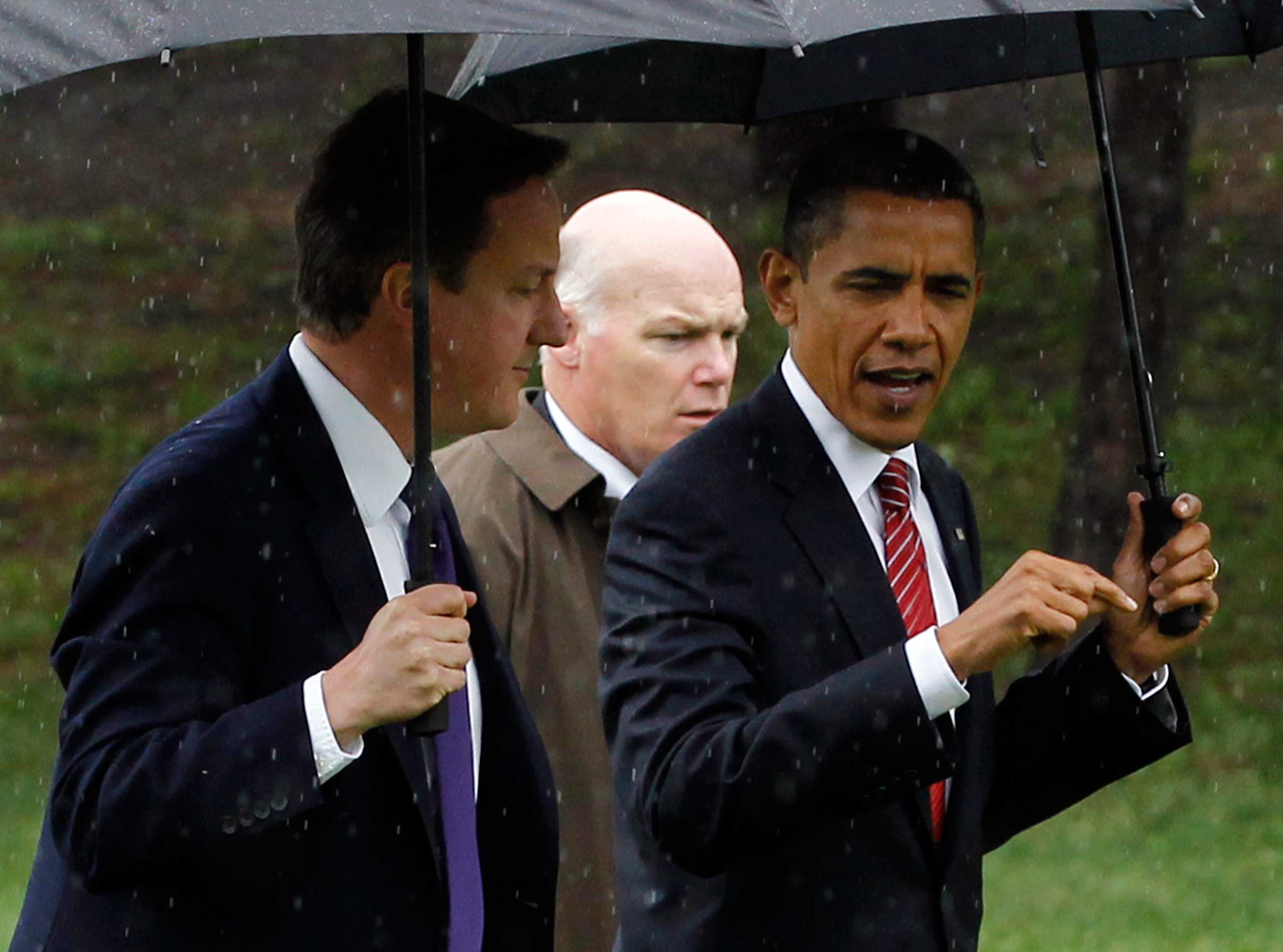 U.S. President Barack Obama and British Prime Minister David Cameron Marine One arrive in Toronto