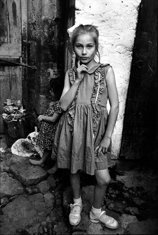 Discover the Photo That Defined Mary Ellen Mark's Career