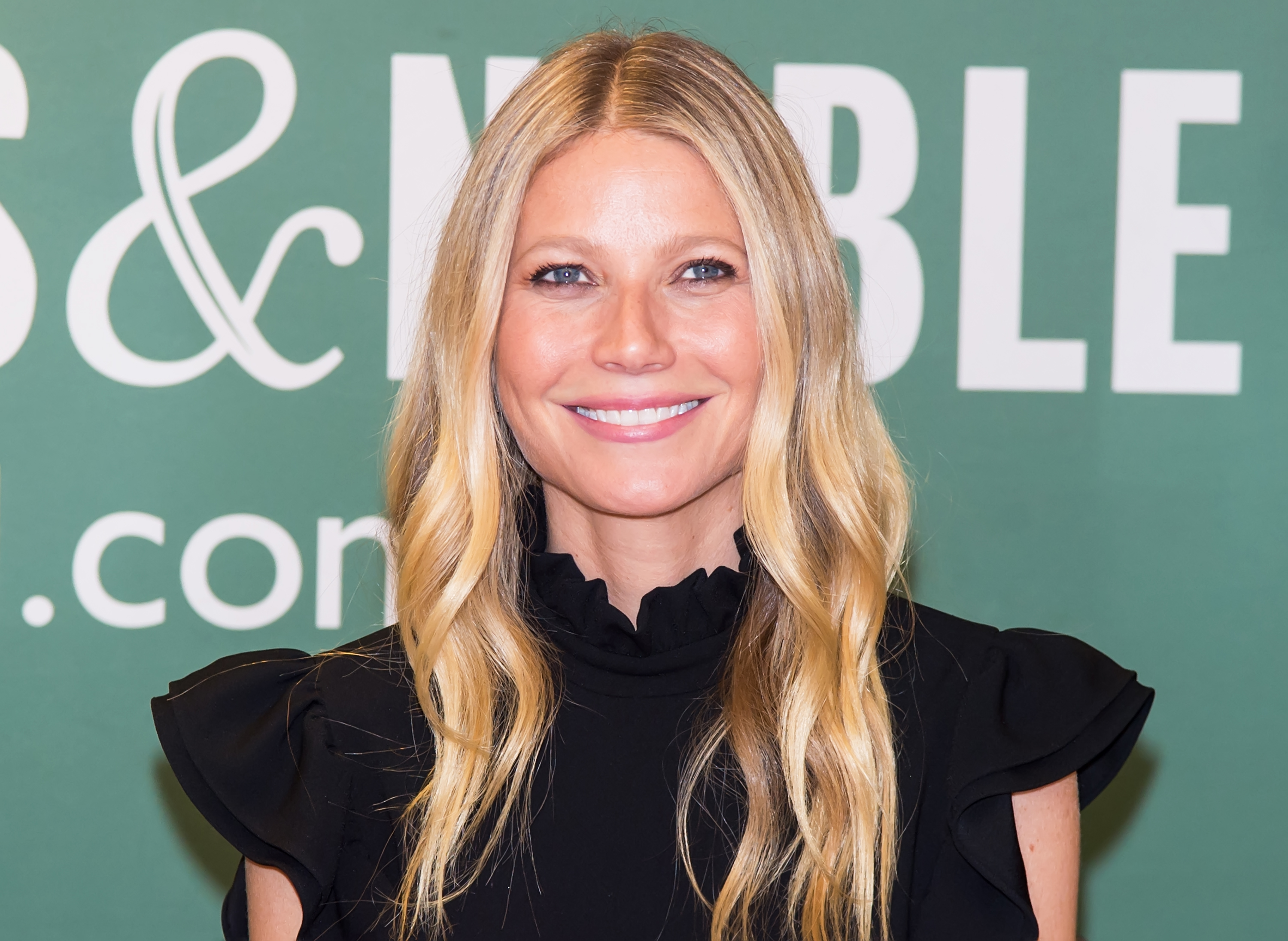 gwyneth paltrow sexspielzeug Gwyneth Paltrow, Goop Want You to Buy a $15,000 Sex Toy