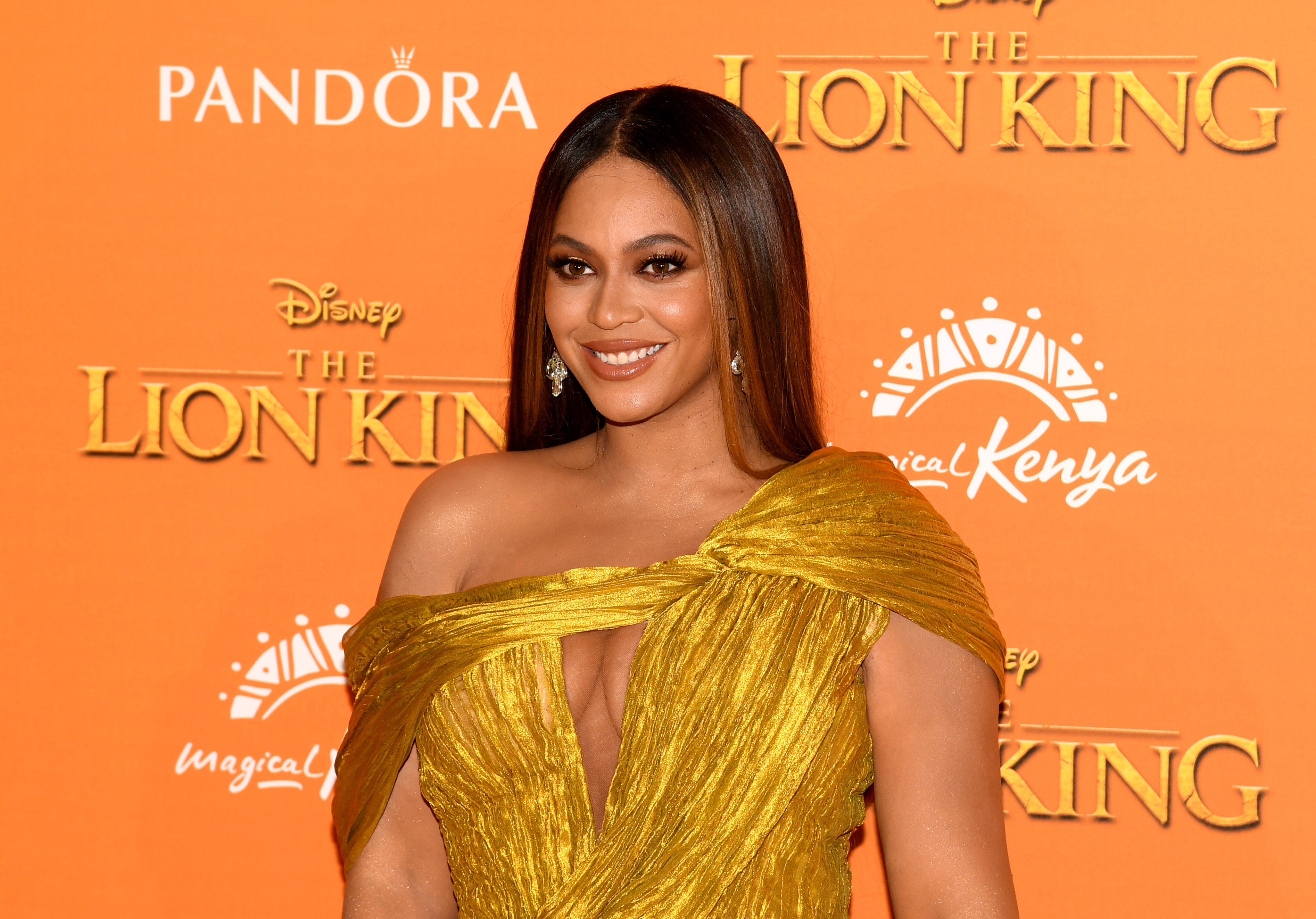 Beyonc Address Pregnancy Rumors: 'Get Off My Ovaries'