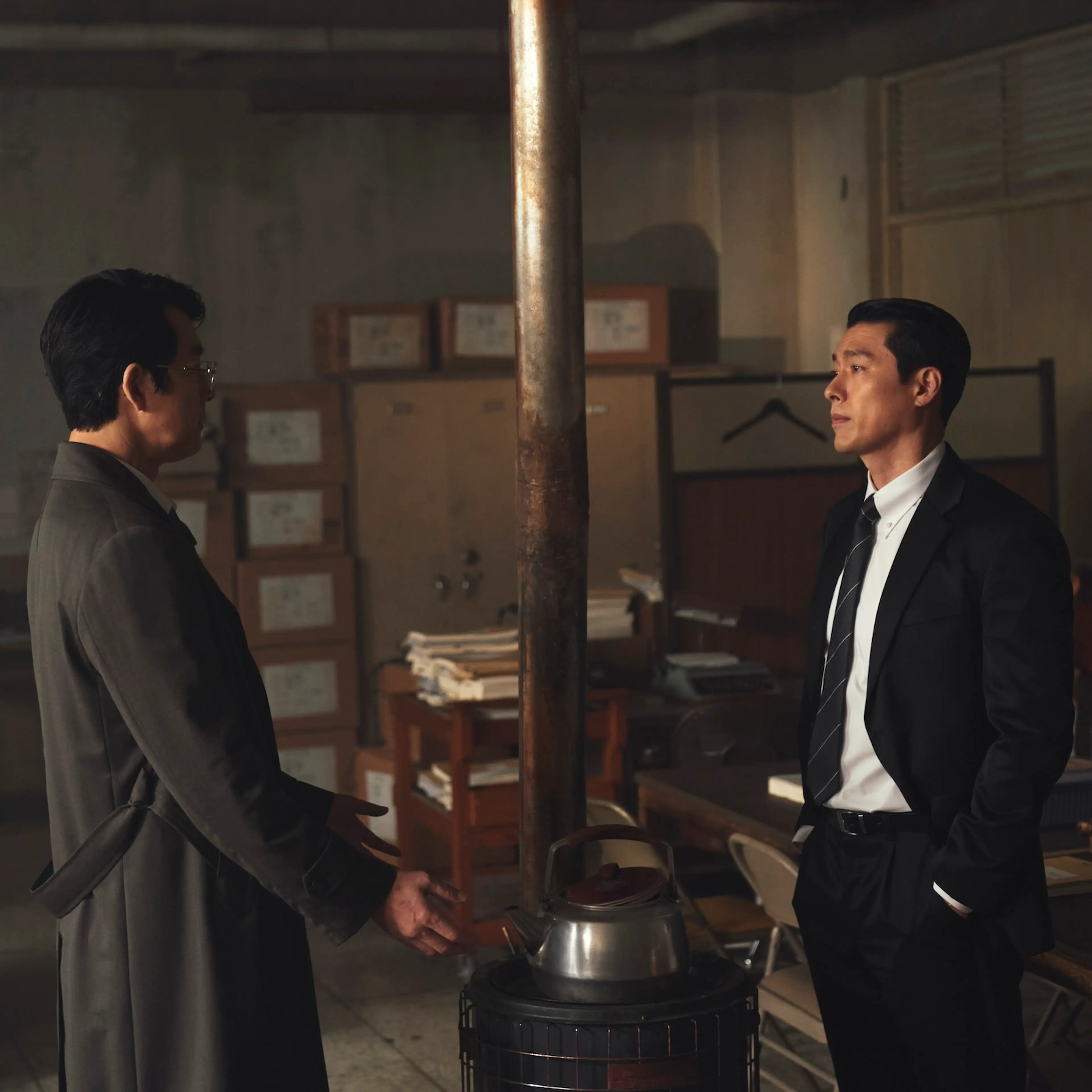 JUNG WOOSUNG, HYUN BIN