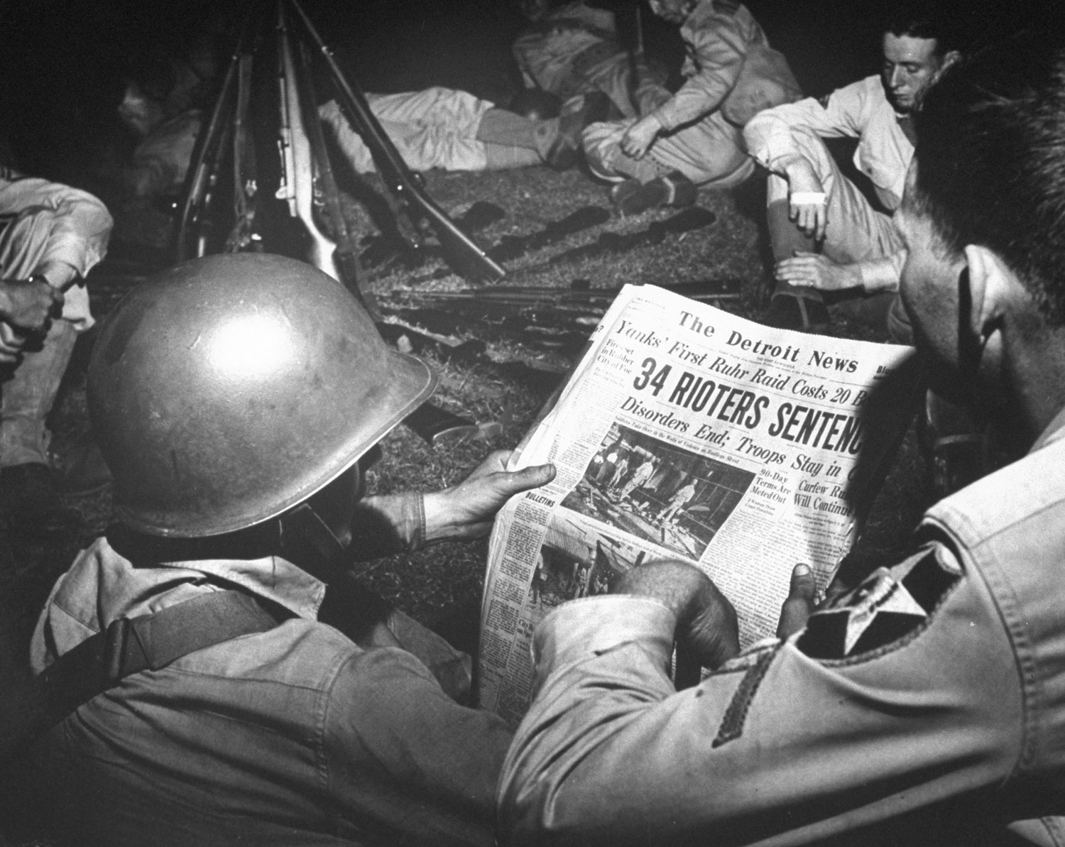 Detroit Race Riots 1943: Photos From a City in Turmoil During WWII