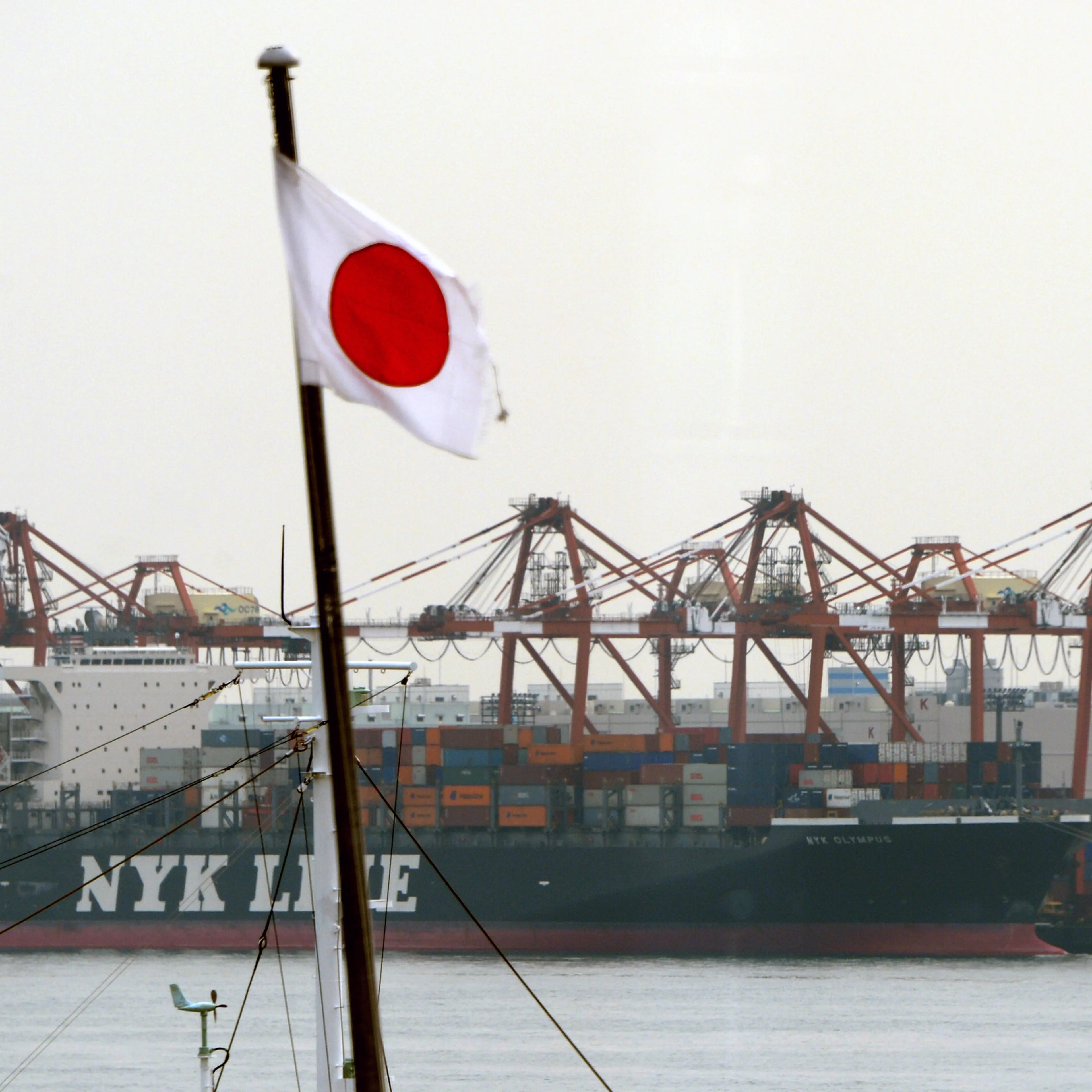 JAPAN-ECONOMY-TRADE-DEFICIT