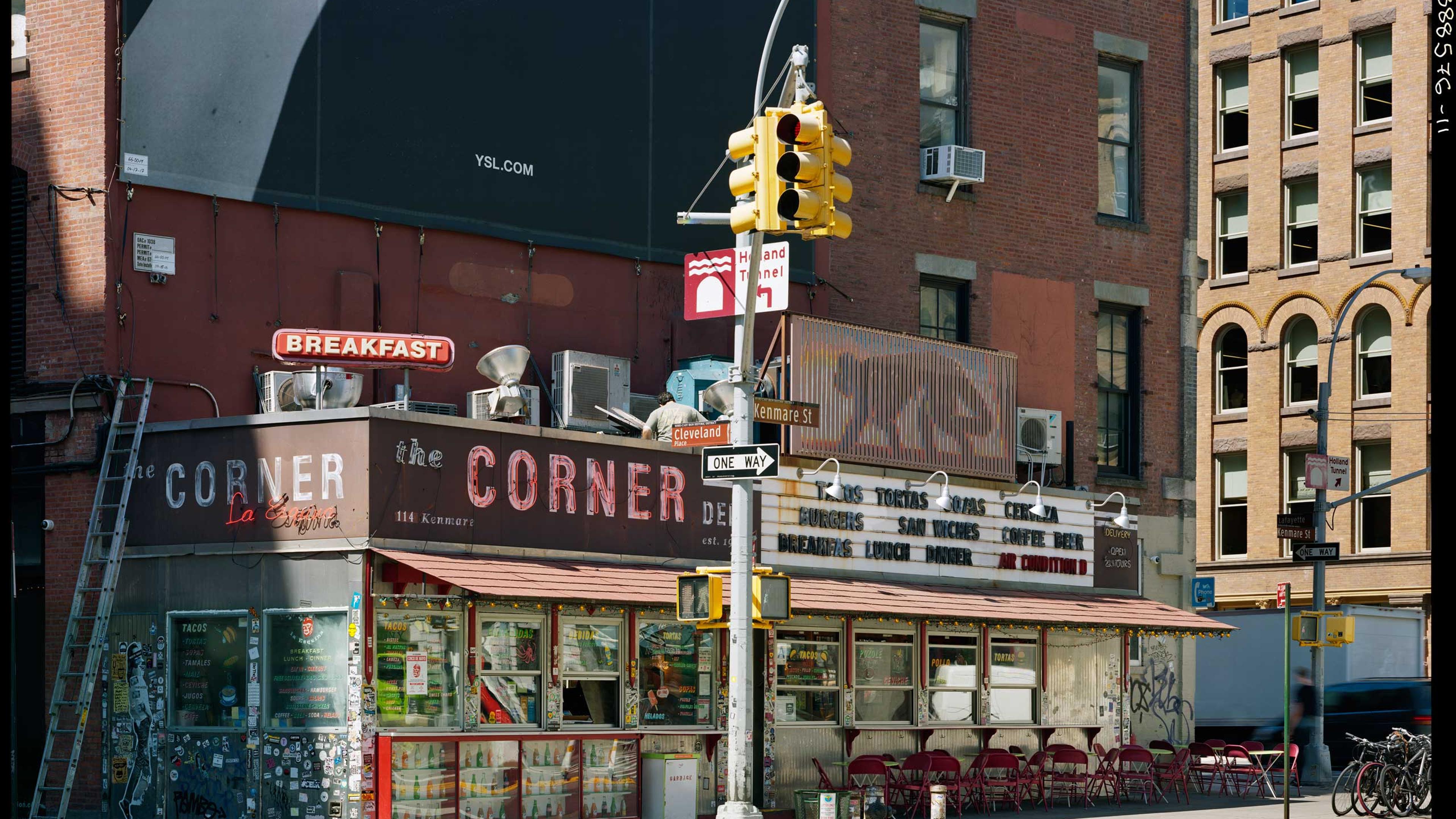 <b>Translation of caption from <i>Liberation:</i><b> 11:15 am, May 4, 2017, Bowery. The health care reform seems to have roused American congressmen on the Capitol. We see this on the all-day news channels that are incredible as always, with their looping weather reports, various news tidbits and sophisticated journalists in the studio. It’s here in New York, 35 years ago, that I first had the idea to make my movie, “Faits Divers,” in Paris. I stayed three months alone, with a microphone on a camera, at the Fifth District police station.