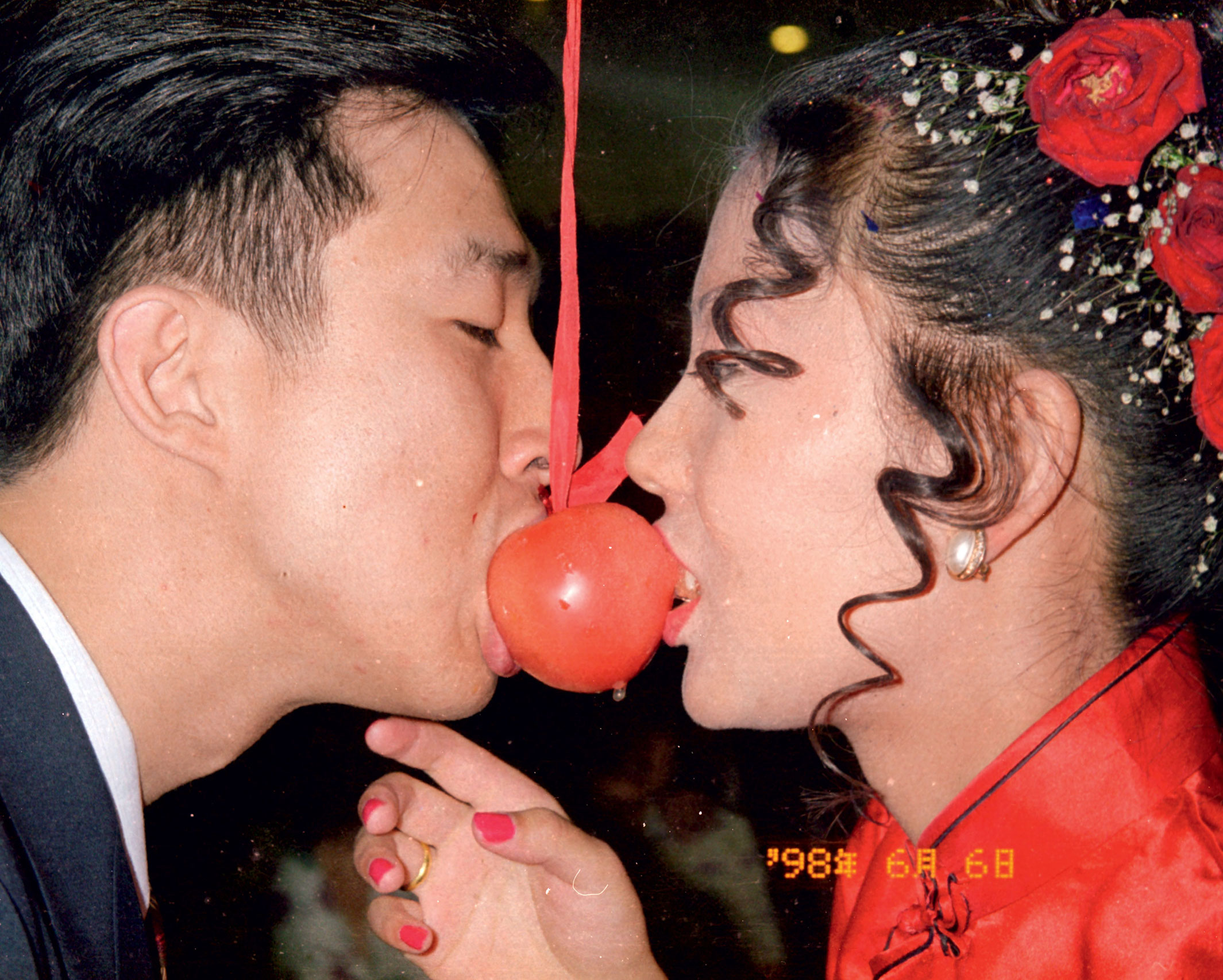chinese cigarette wedding The Strange Use of Cigarettes at 1980s Chinese Weddings