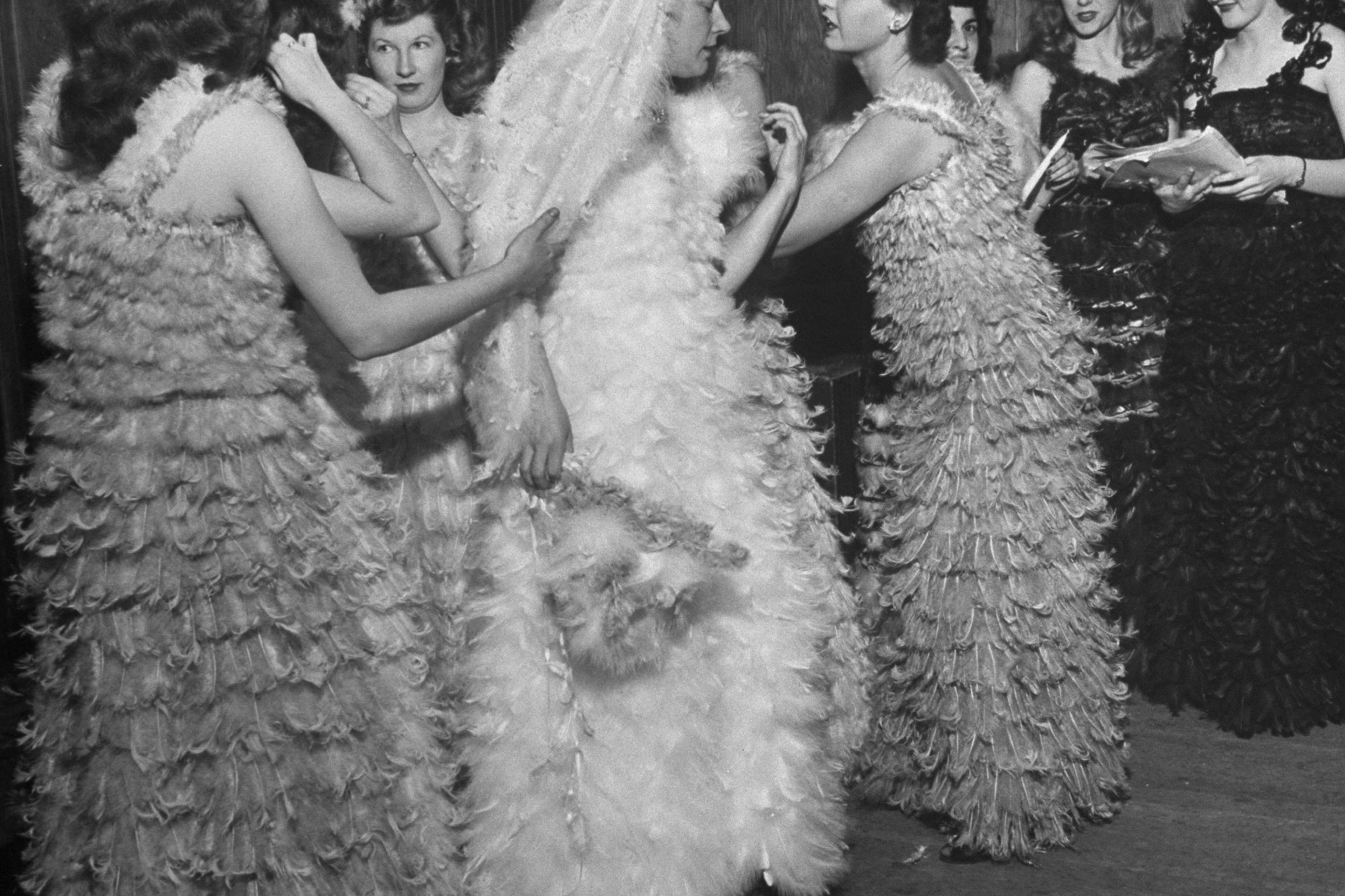 On Thanksgiving, LIFE Recalls a Bride's Turkey-Feather Wedding Dress On Thanksgiving, LIFE Recalls a Bride's Turkey-Feather Wedding Dress