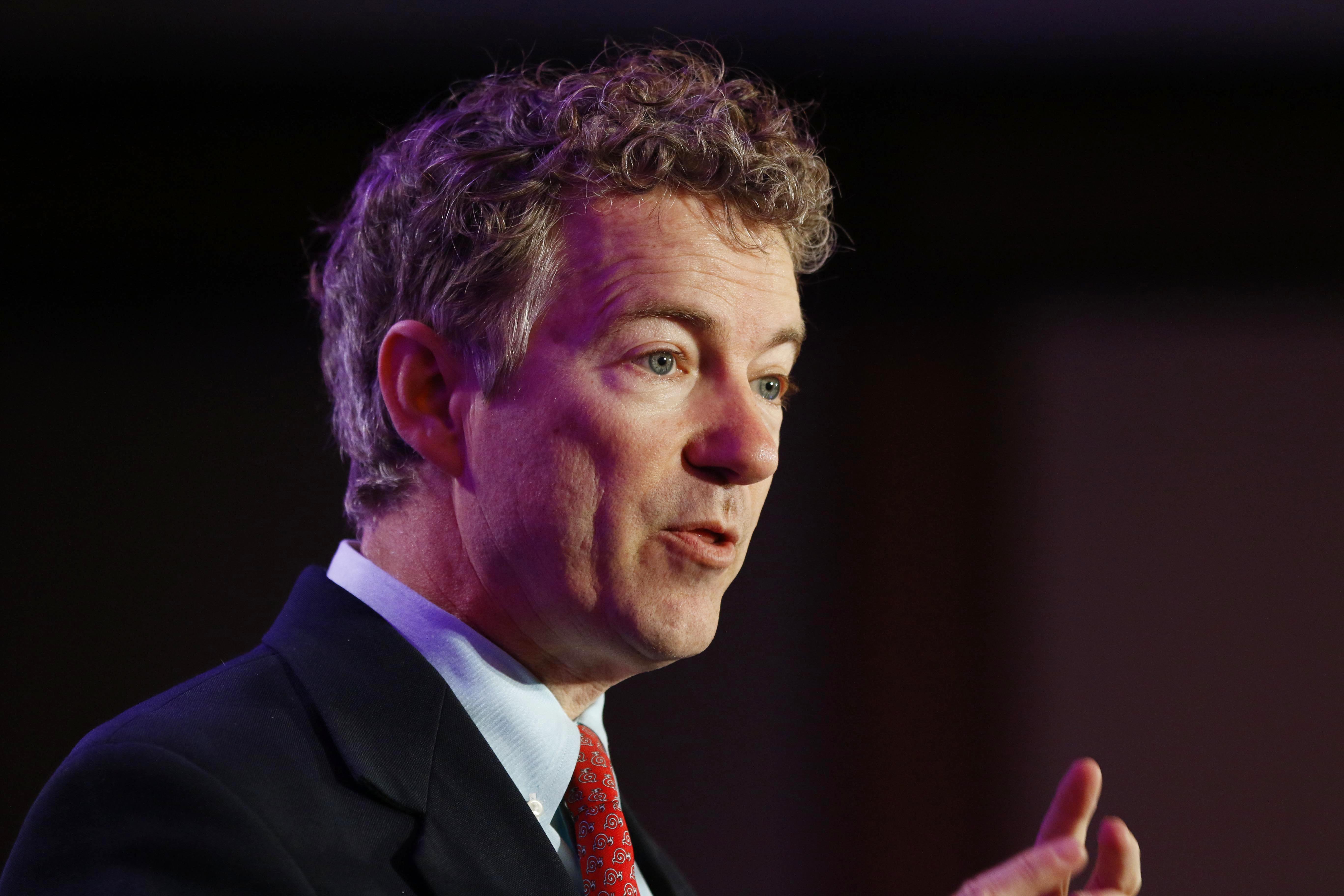 Rand Paul Worries Republican Hawks on 2016
