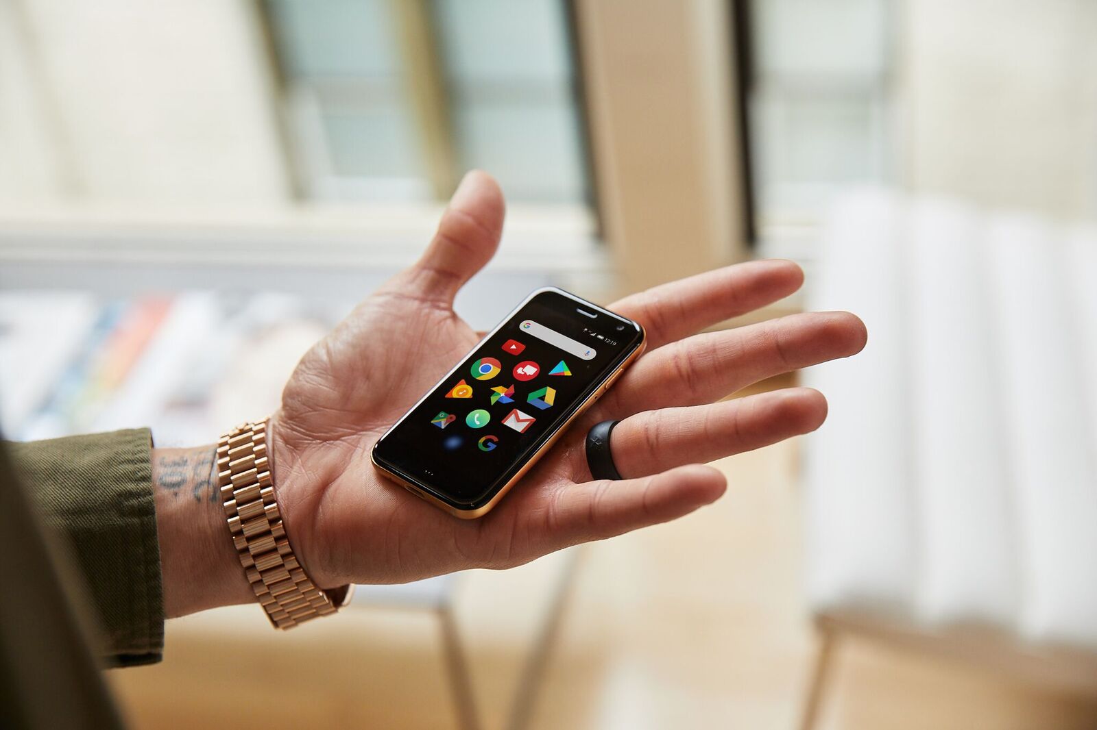 Palm's Weird New Phone Exposes Gap in Smartphone Lineups