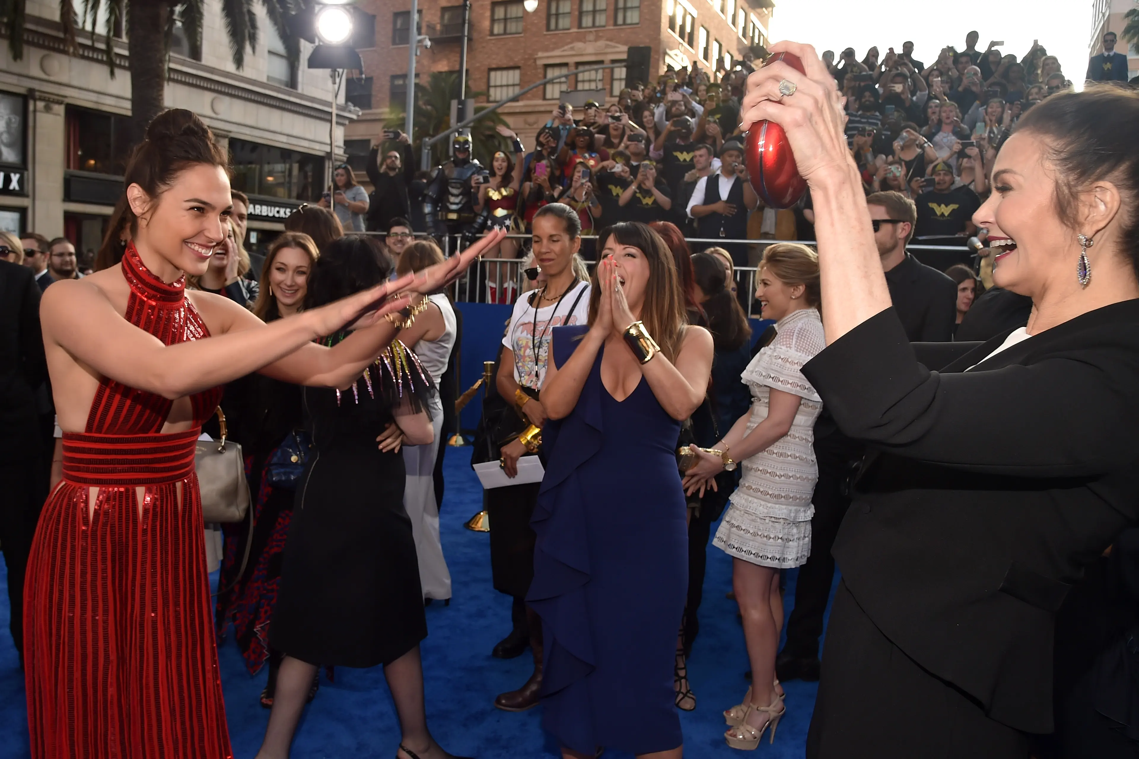 Wonder Woman Gal Gadot and Lynda Carter Meet at Premiere Wonder Woman Gal Gadot and Lynda Carter Meet at Premiere
