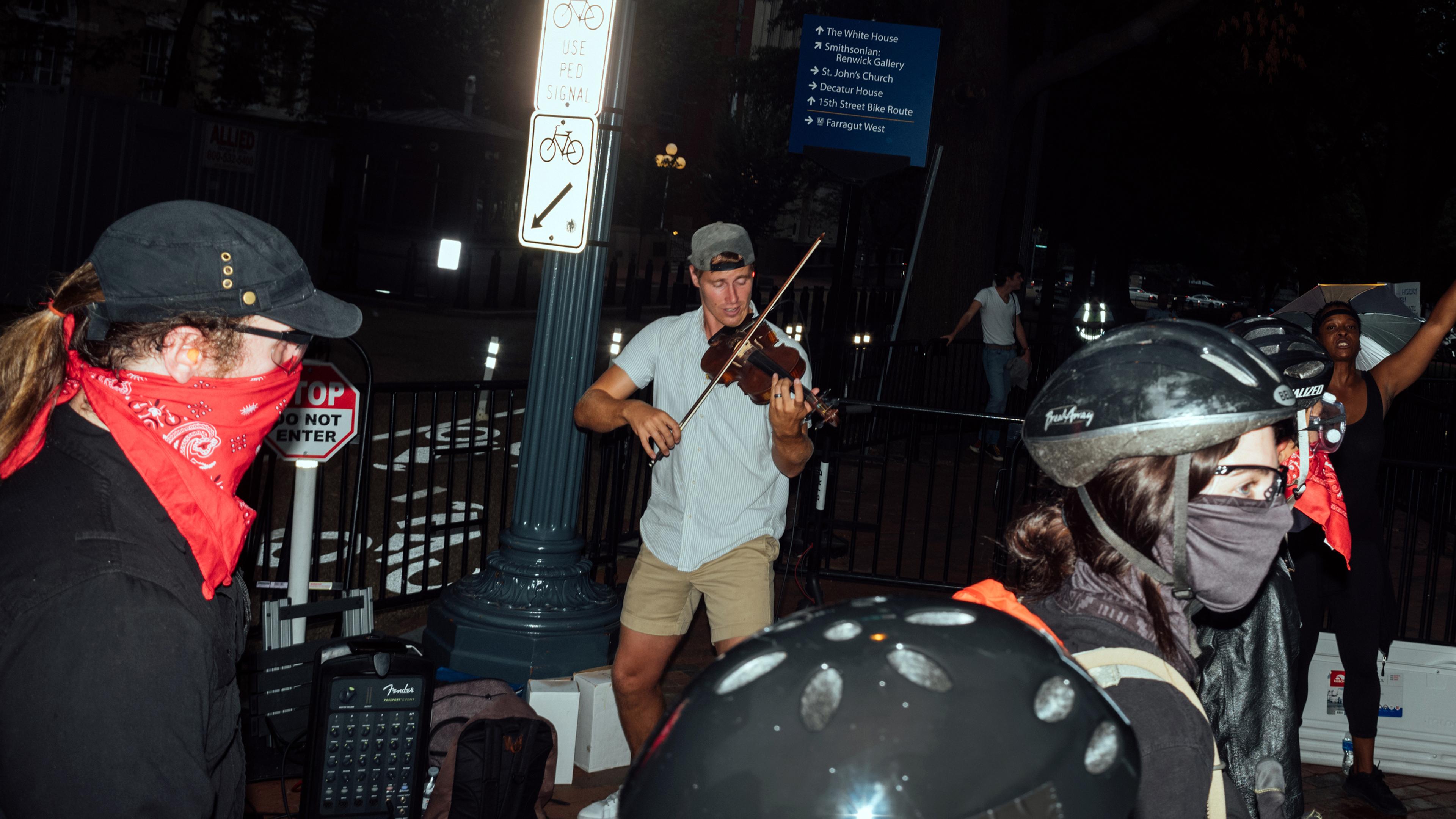 daniel-arnold-unite-the-right-counter-protesters