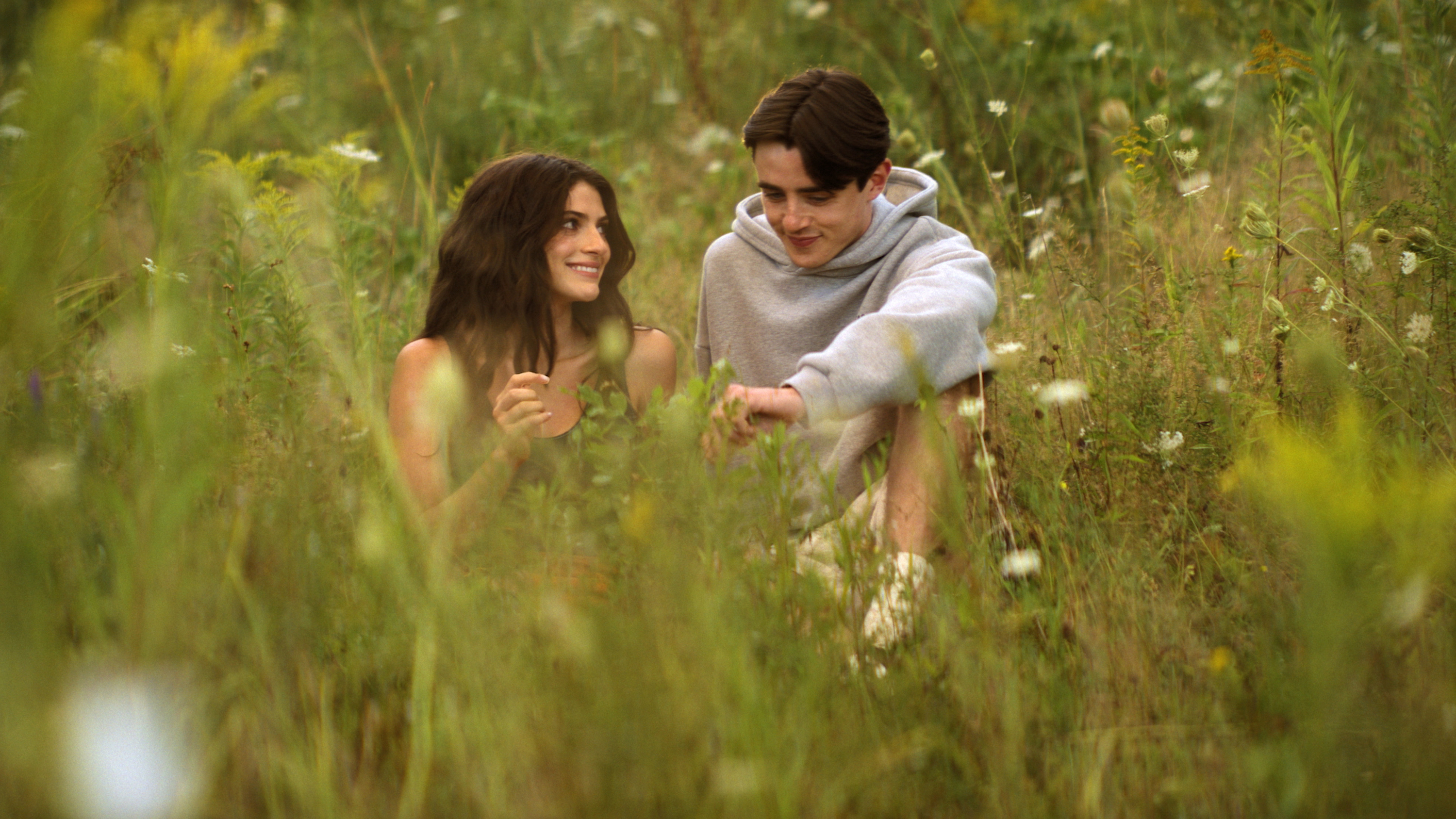 Sterling Point' Review: A Refreshing Throwback Teen Drama