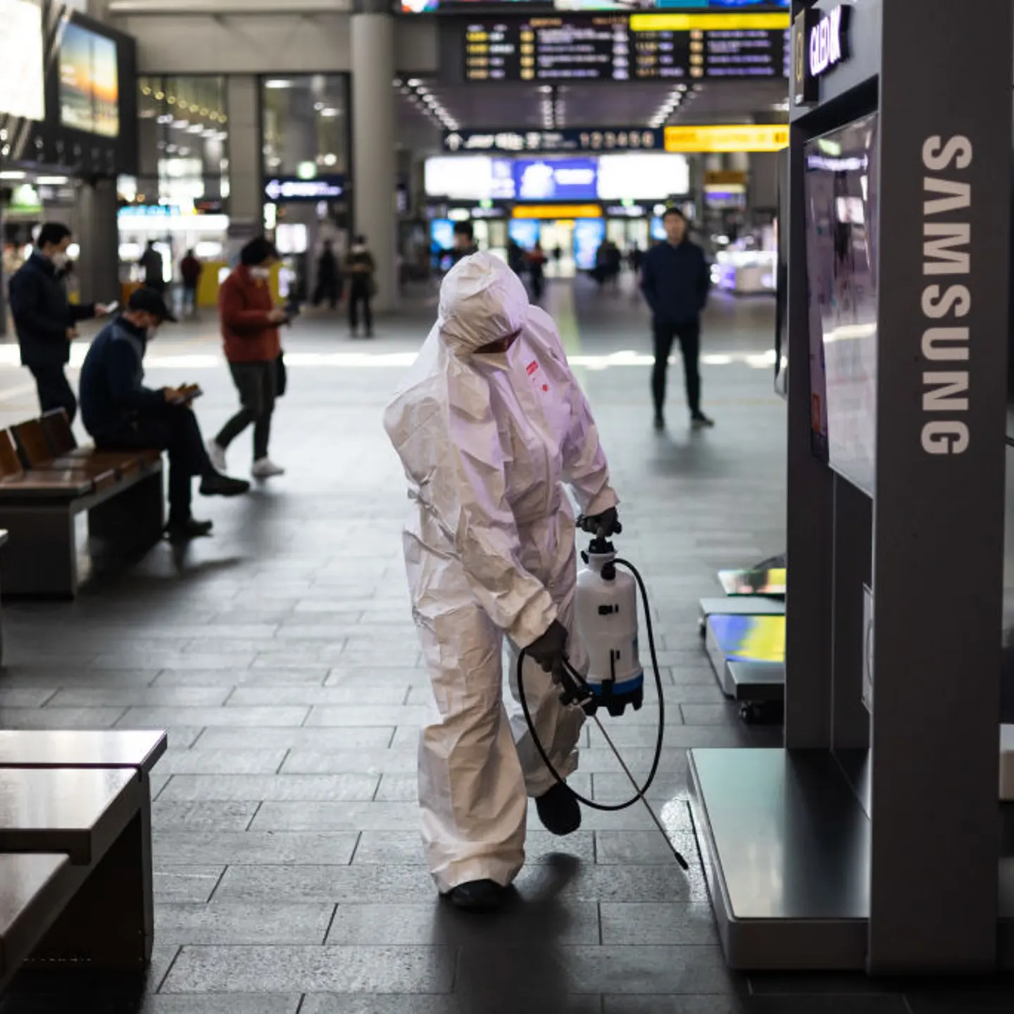 Train Disinfection in Seoul as Bedbug Anxiety Spreads