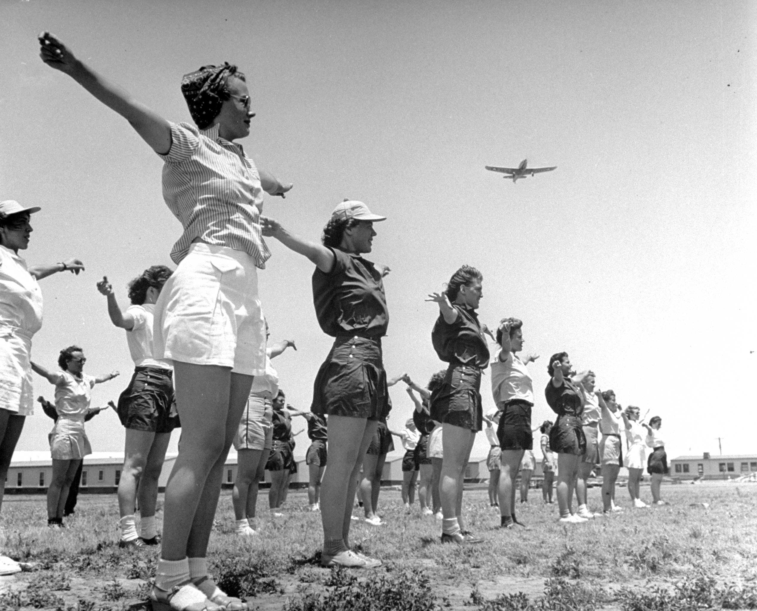 Women of the World War II WASP Program: See Pilots Training